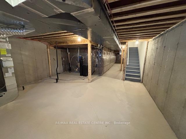 Photo 24 of 102 McGill Avenue, Erin — HOMEH