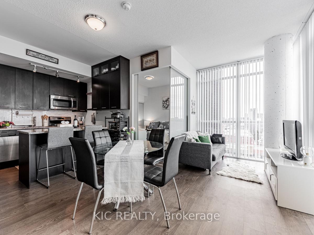 Photo 5 of Unit 1003, 2055 Danforth Avenue, Toronto, Woodbine Corridor — HOMEH