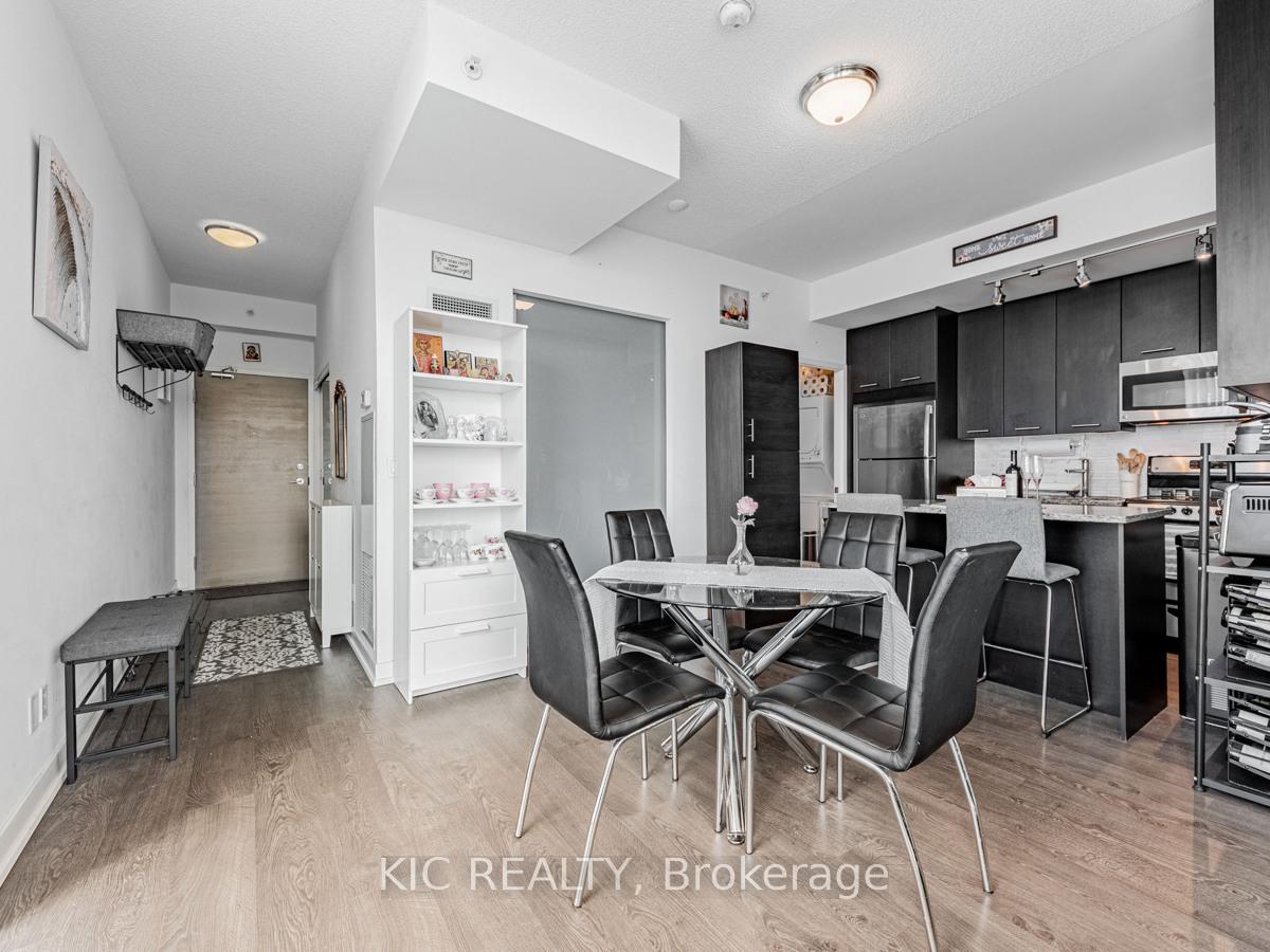 Photo 7 of Unit 1003, 2055 Danforth Avenue, Toronto, Woodbine Corridor — HOMEH