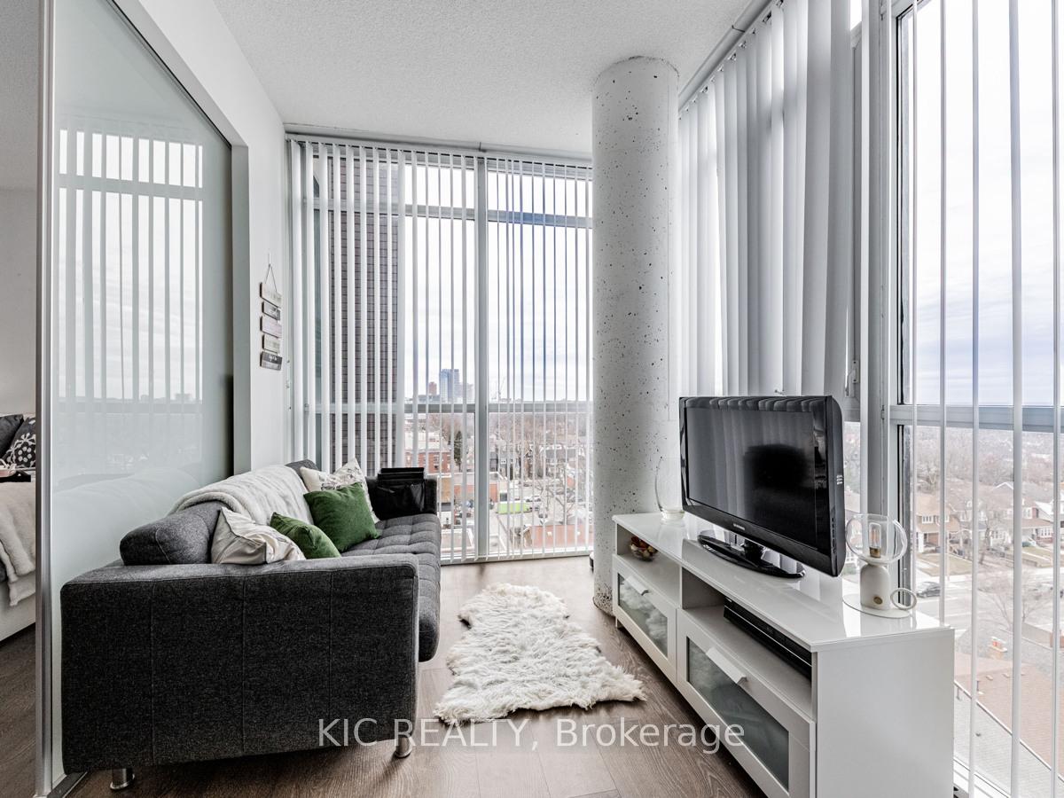 Photo 8 of Unit 1003, 2055 Danforth Avenue, Toronto, Woodbine Corridor — HOMEH