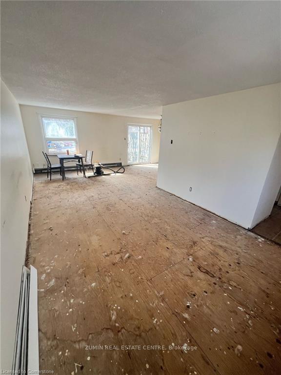 Photo 2 of Unit 8, 639 Albert Street, Waterloo — HOMEH