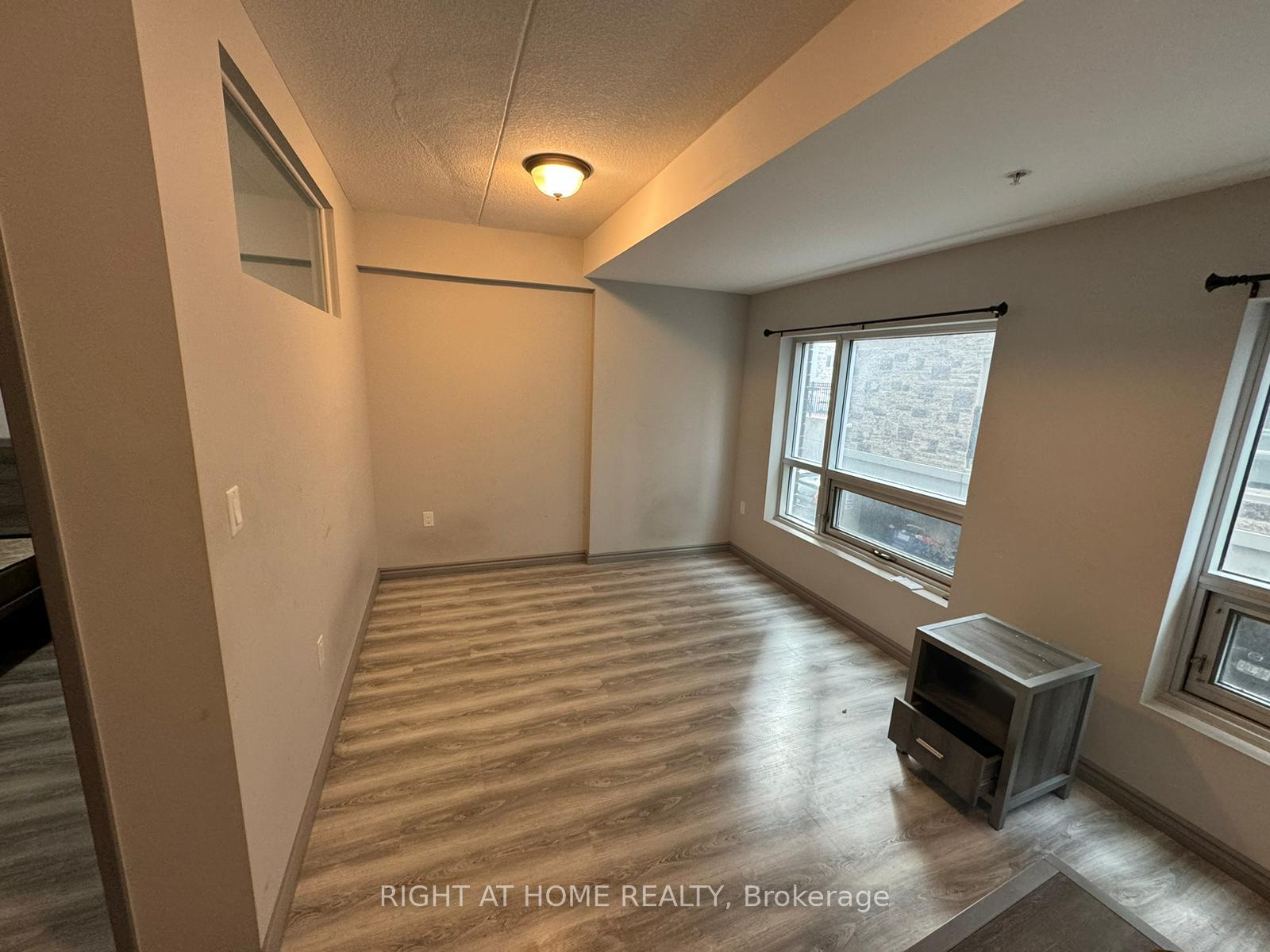 Photo 11 of Unit 108, 275 Larch Street, Waterloo, Lakeshore Village — HOMEH