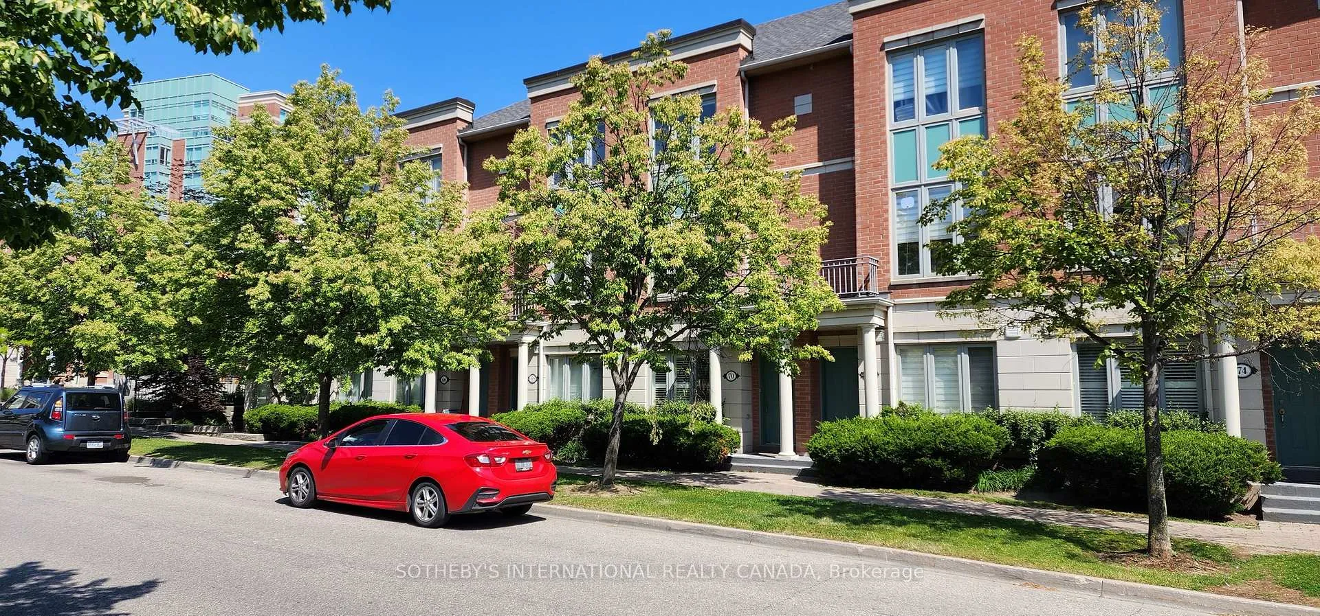 Photo 1 of 70 Suncrest Boulevard, Markham, Commerce Valley — HOMEH