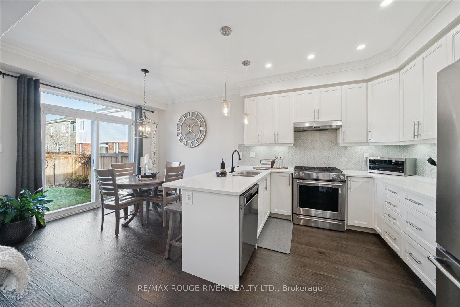 Photo 14 of 212 Ronald Hooper Avenue, Clarington, Bowmanville — HOMEH