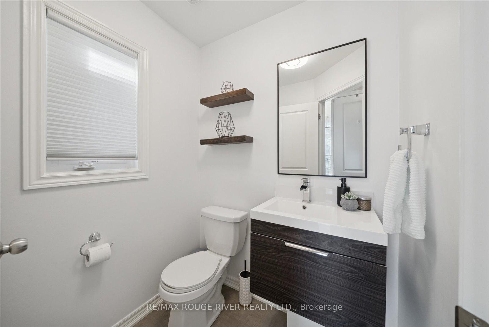 Photo 18 of 212 Ronald Hooper Avenue, Clarington, Bowmanville — HOMEH