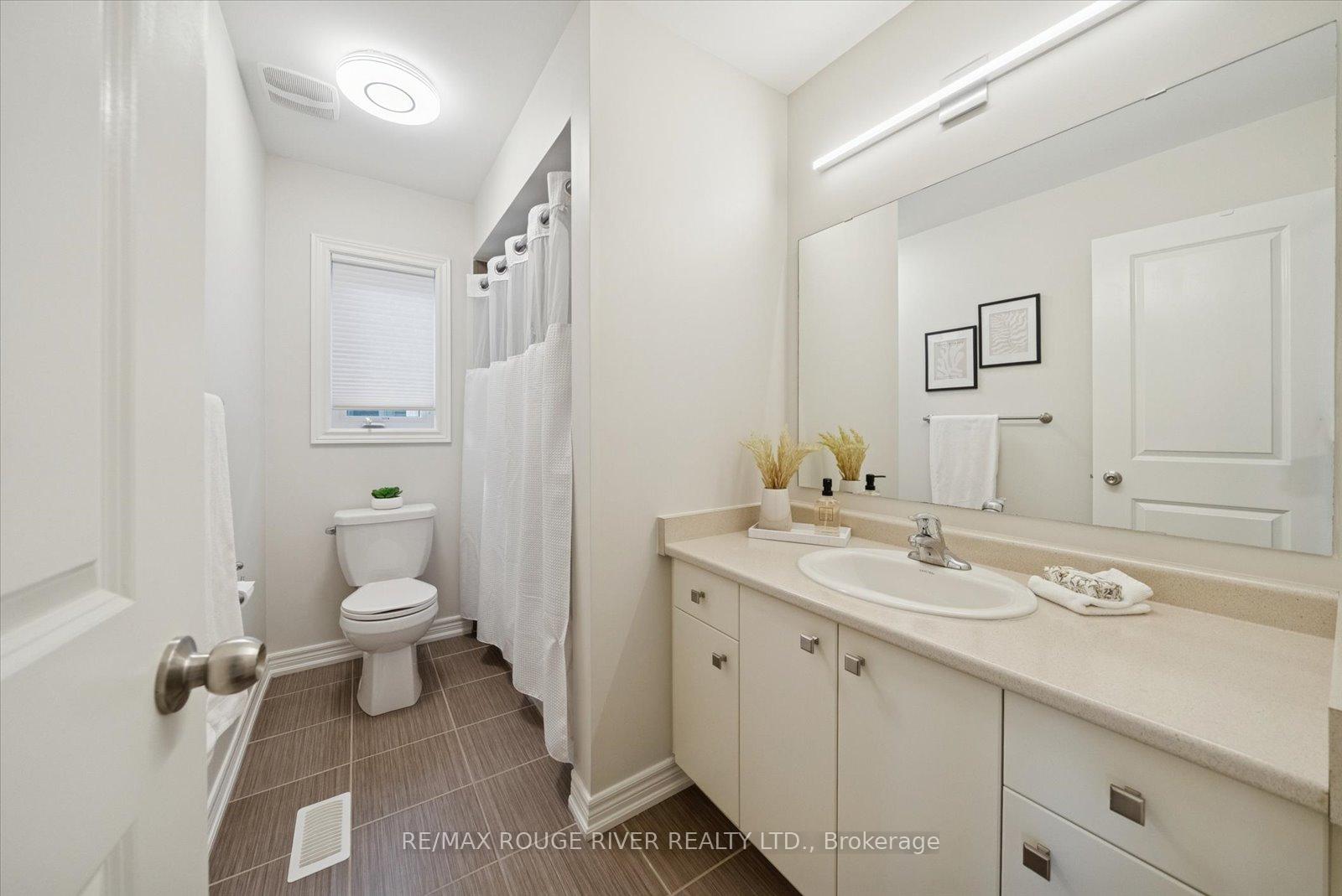 Photo 25 of 212 Ronald Hooper Avenue, Clarington, Bowmanville — HOMEH