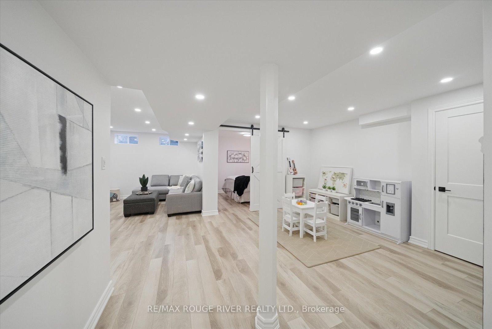 Photo 30 of 212 Ronald Hooper Avenue, Clarington, Bowmanville — HOMEH