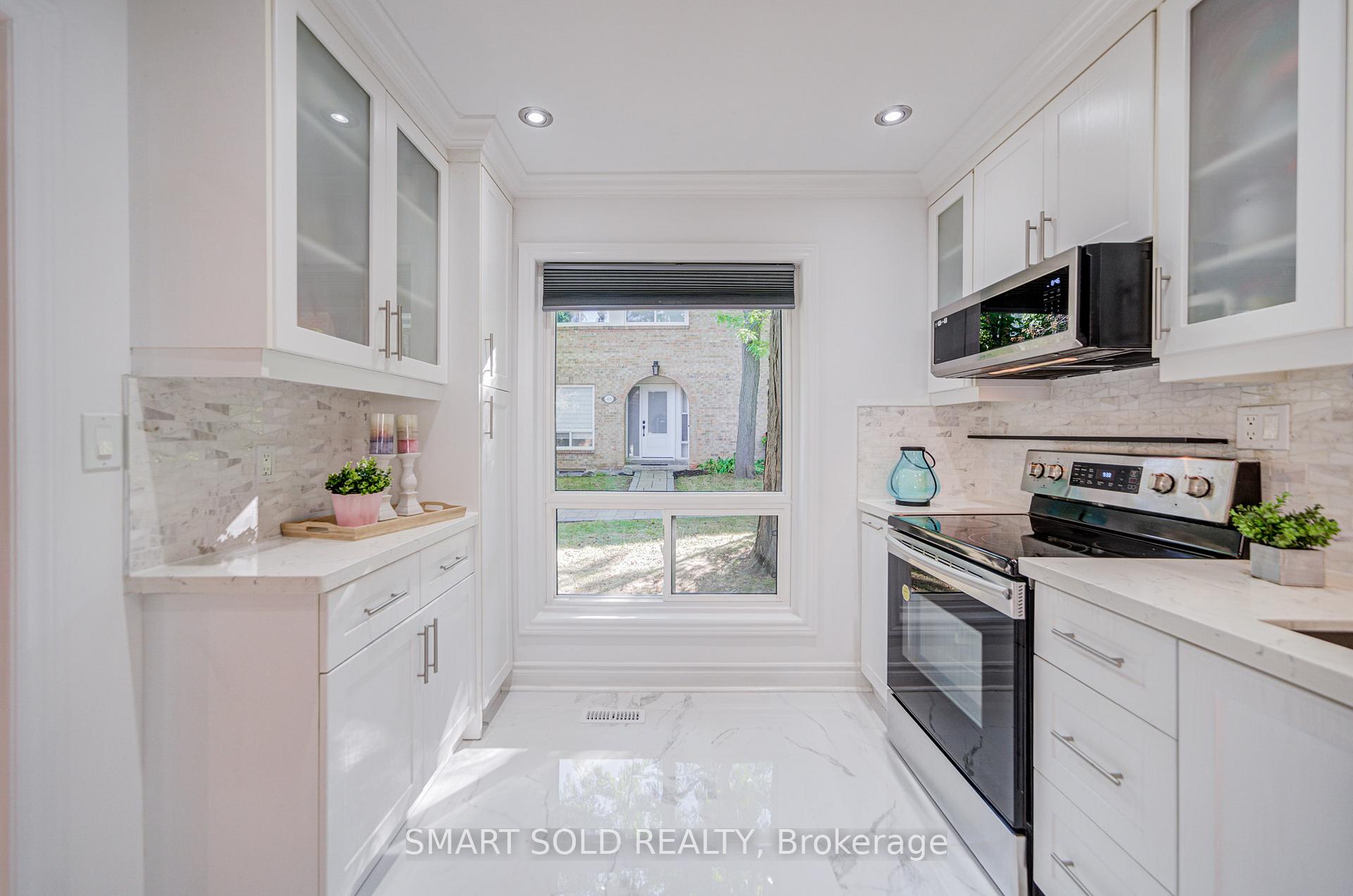 Photo 8 of Unit 38, 1 Wootten Way S, Markham, Sherwood-Amberglen — HOMEH