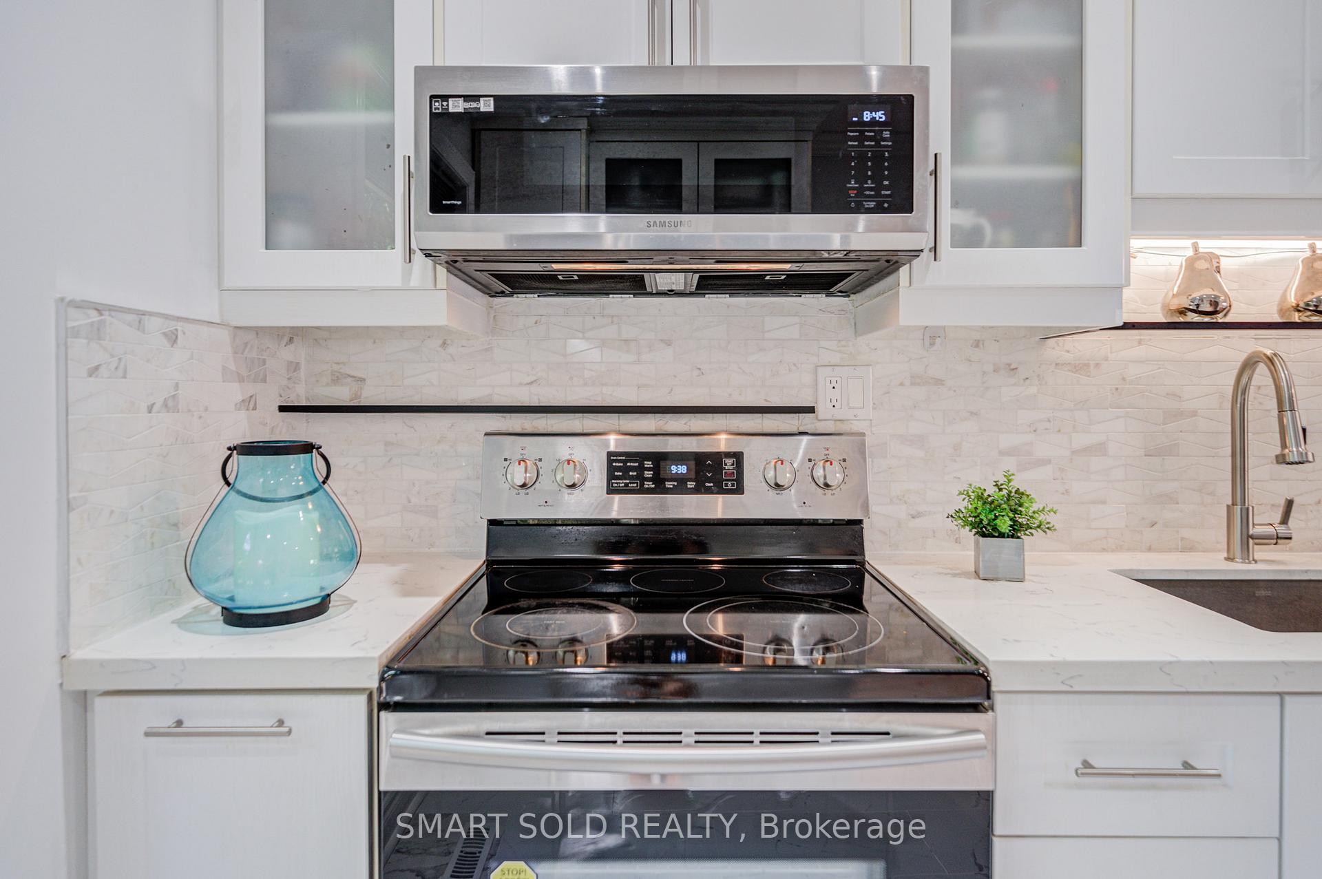 Photo 10 of Unit 38, 1 Wootten Way S, Markham, Sherwood-Amberglen — HOMEH