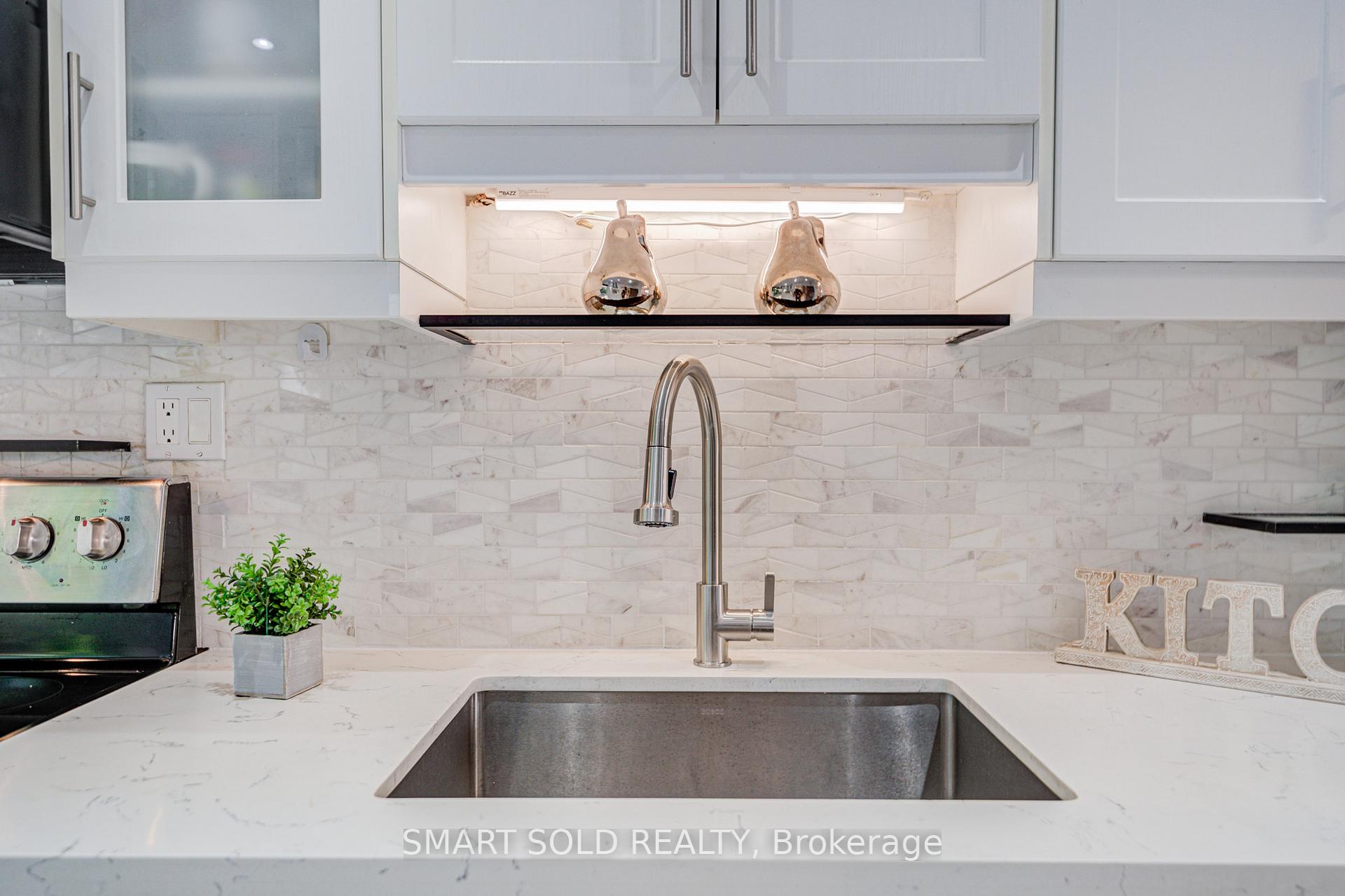 Photo 11 of Unit 38, 1 Wootten Way S, Markham, Sherwood-Amberglen — HOMEH