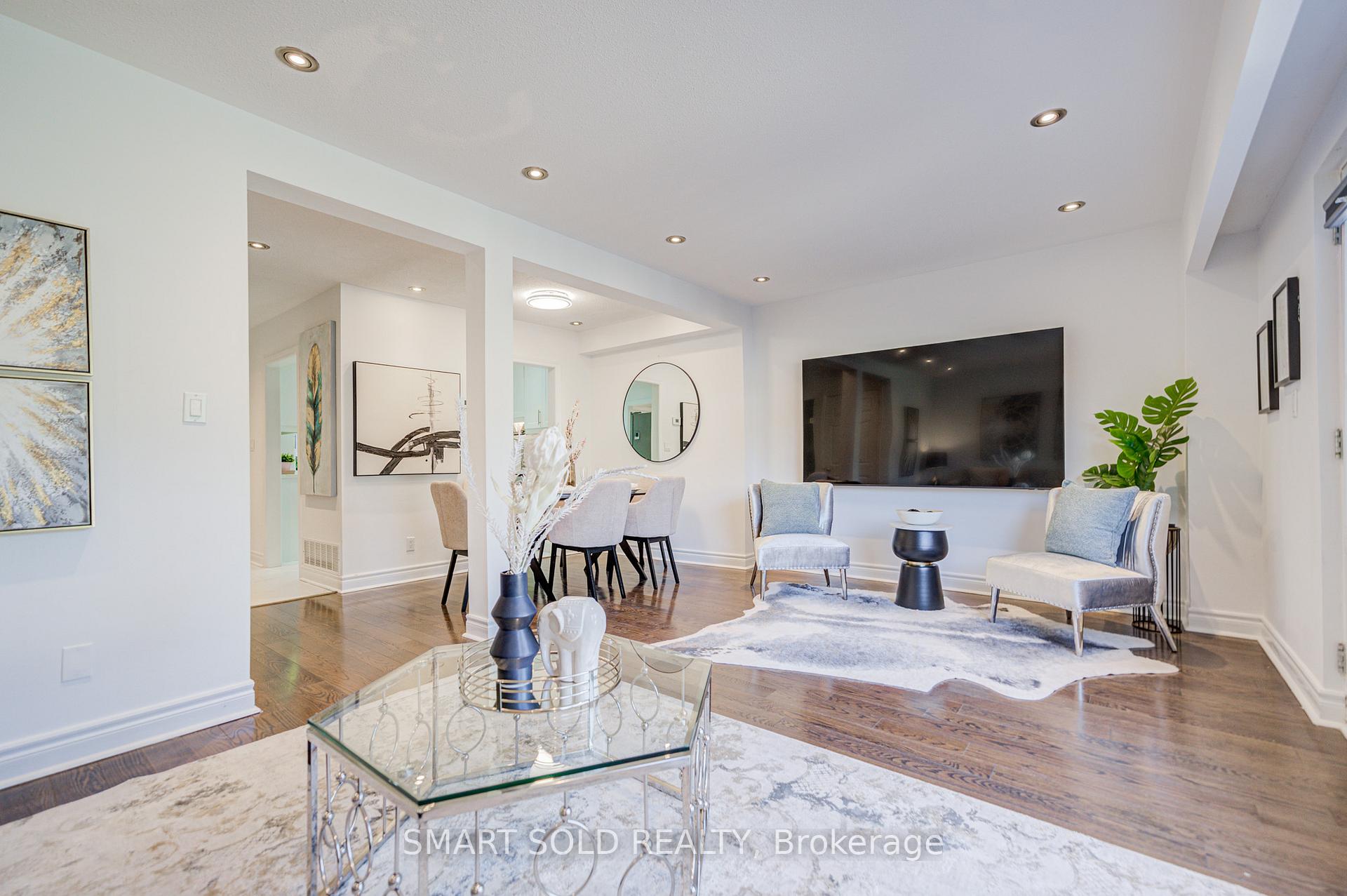 Photo 19 of Unit 38, 1 Wootten Way S, Markham, Sherwood-Amberglen — HOMEH