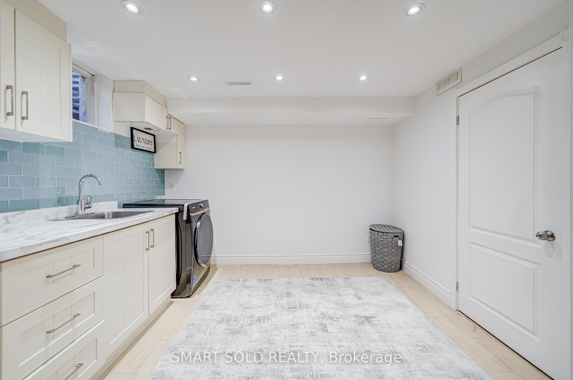 Photo 37 of Unit 38, 1 Wootten Way S, Markham, Sherwood-Amberglen — HOMEH