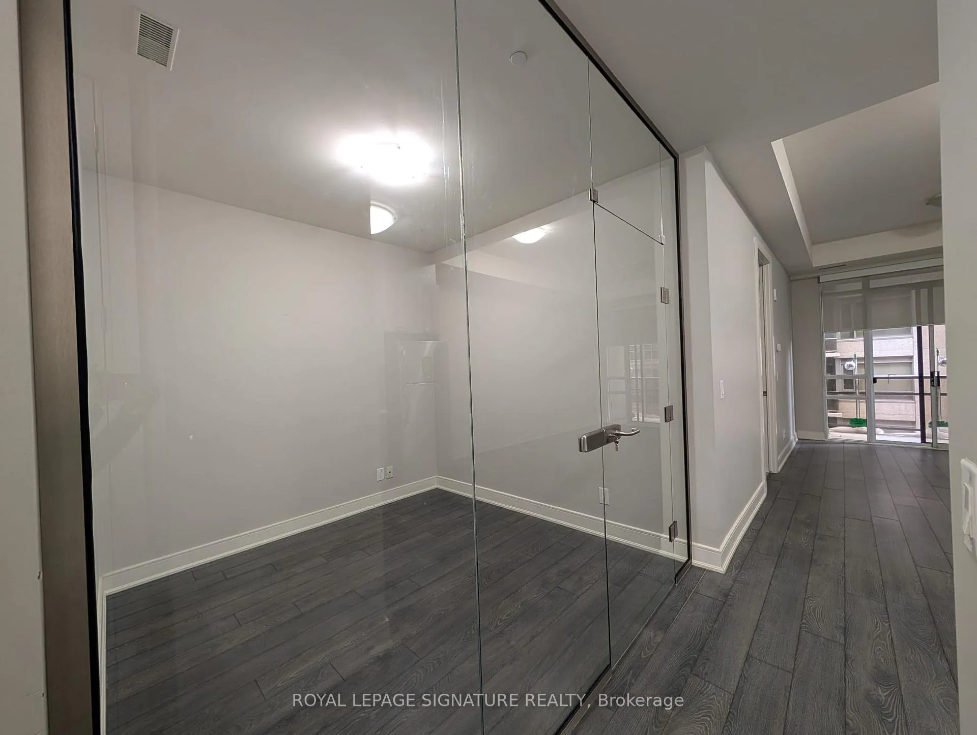 Photo 6 of Unit 614, 150 Main Street W, Hamilton, Central — HOMEH