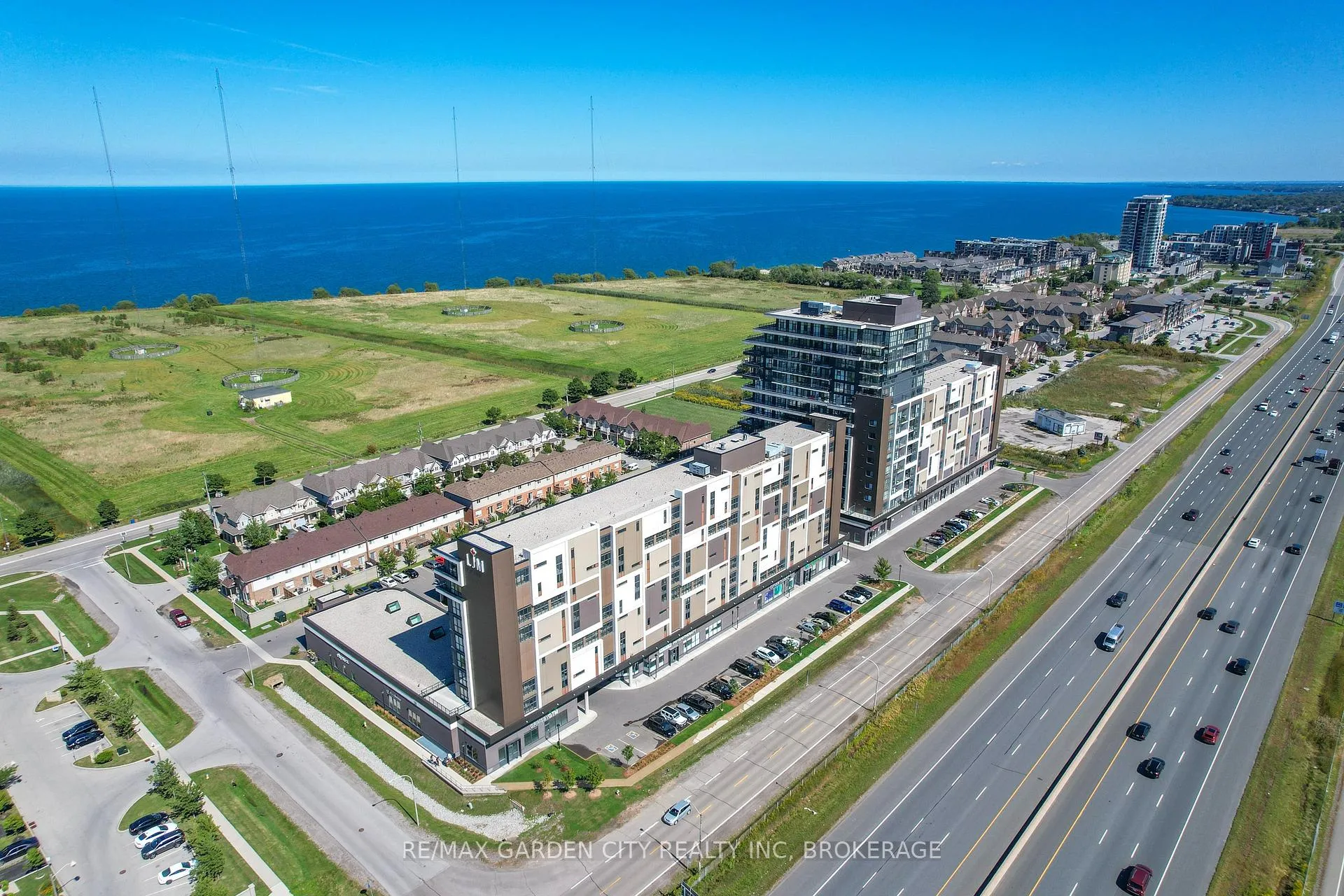 Photo 1 of Unit 304, 560 North Service Road, Grimsby, Grimsby Beach — HOMEH