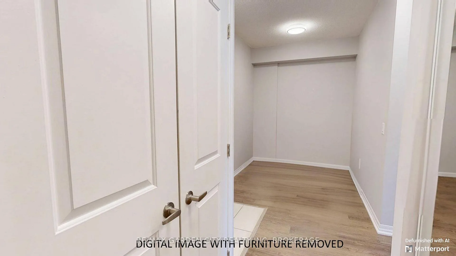 Photo 15 of Unit 304, 560 North Service Road, Grimsby, Grimsby Beach — HOMEH