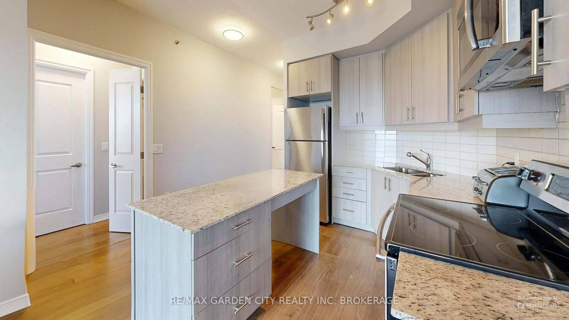 Photo 28 of Unit 304, 560 North Service Road, Grimsby, Grimsby Beach — HOMEH
