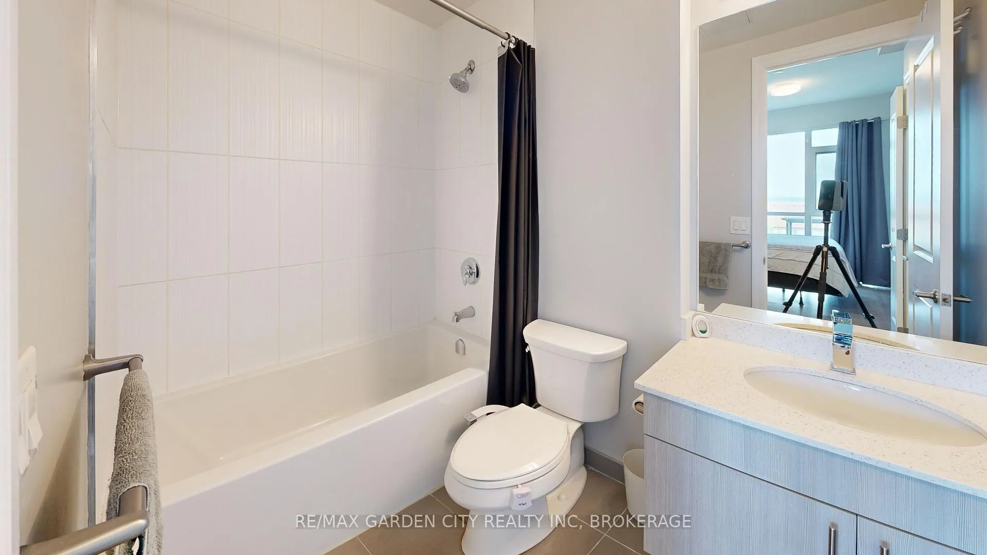 Photo 36 of Unit 304, 560 North Service Road, Grimsby, Grimsby Beach — HOMEH