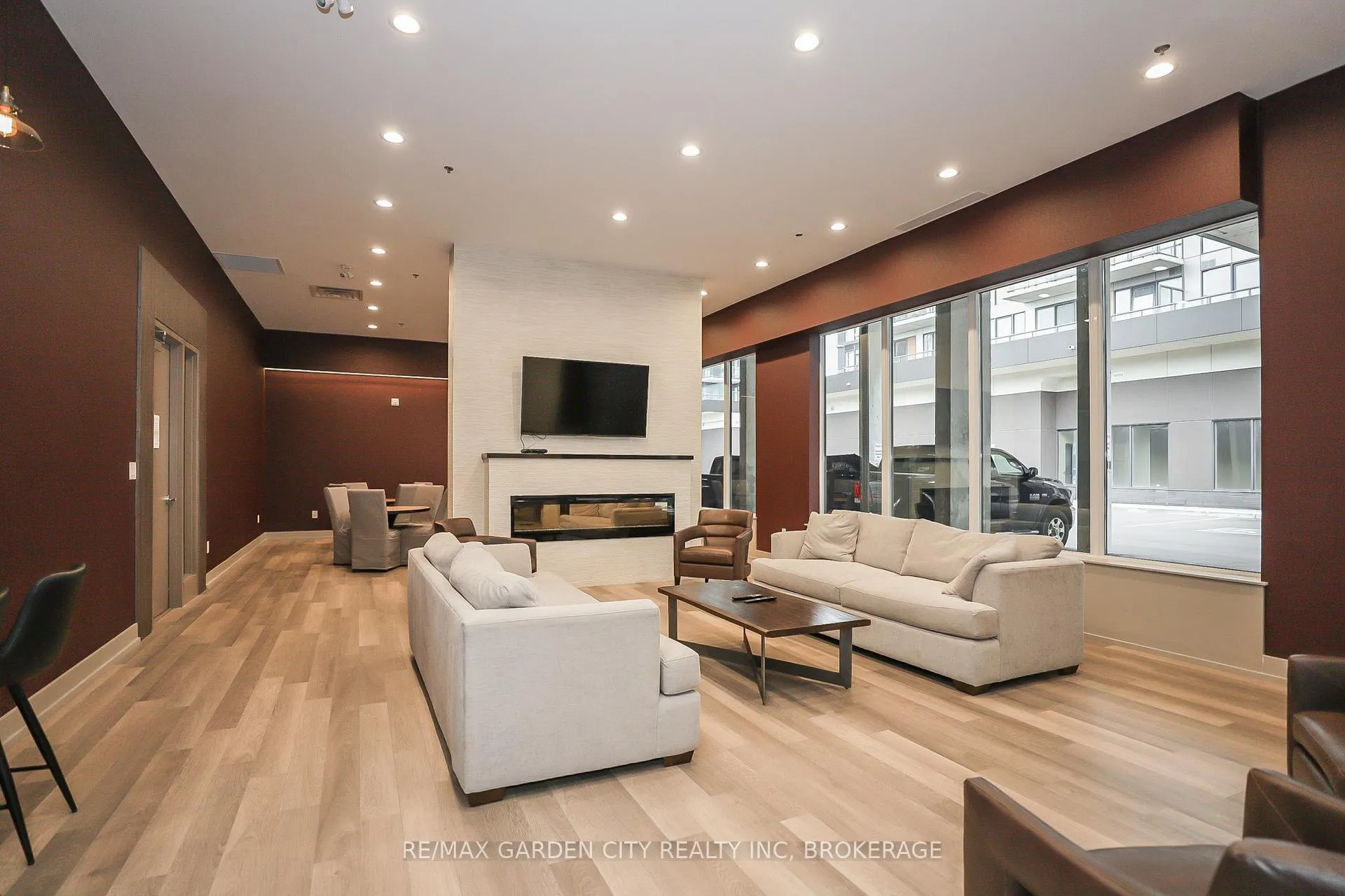 Photo 39 of Unit 304, 560 North Service Road, Grimsby, Grimsby Beach — HOMEH