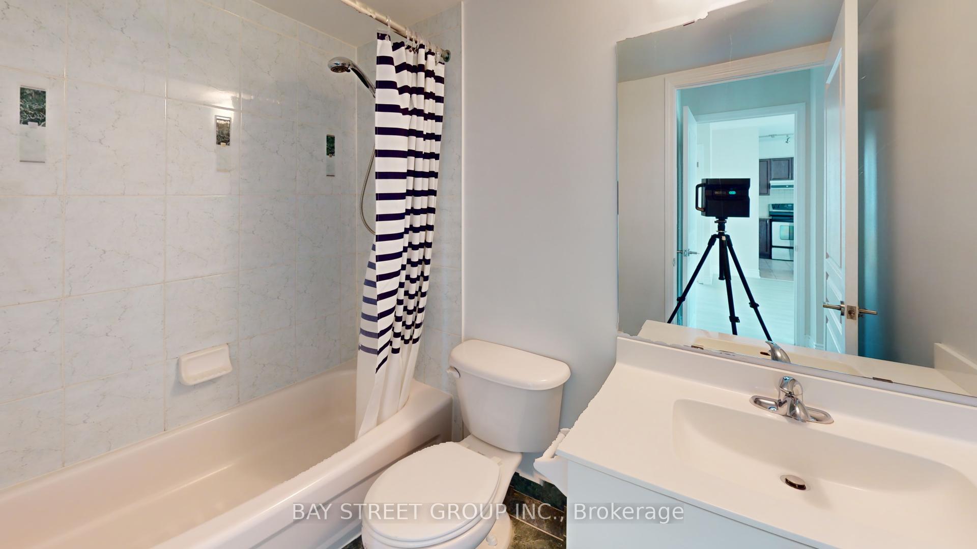 Photo 15 of Unit 705, 75 South Town Centre Boulevard, Markham, Unionville — HOMEH