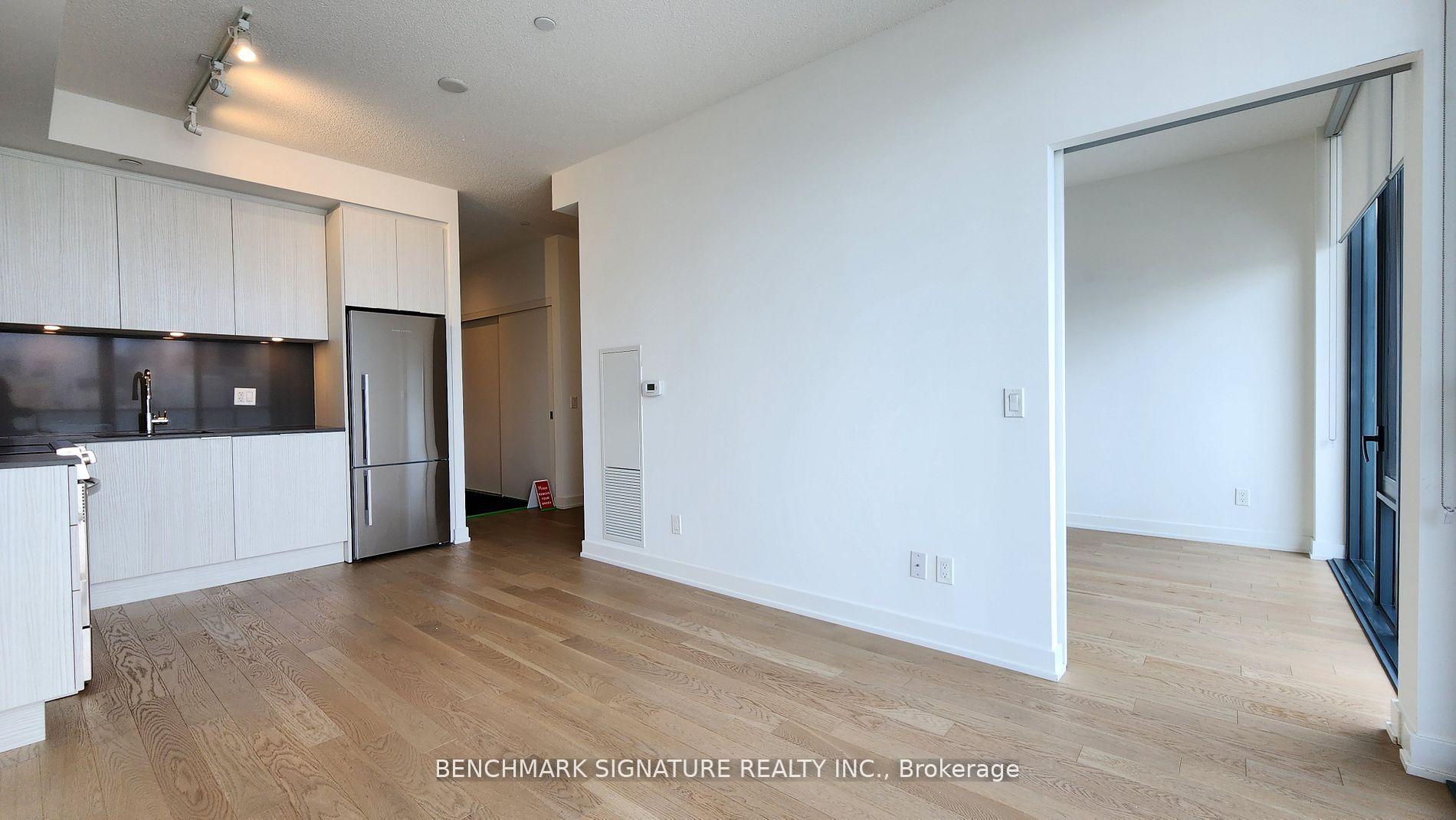 Photo 6 of Unit 2415, 25 Richmond Street E, Toronto, Church-Yonge Corridor — HOMEH
