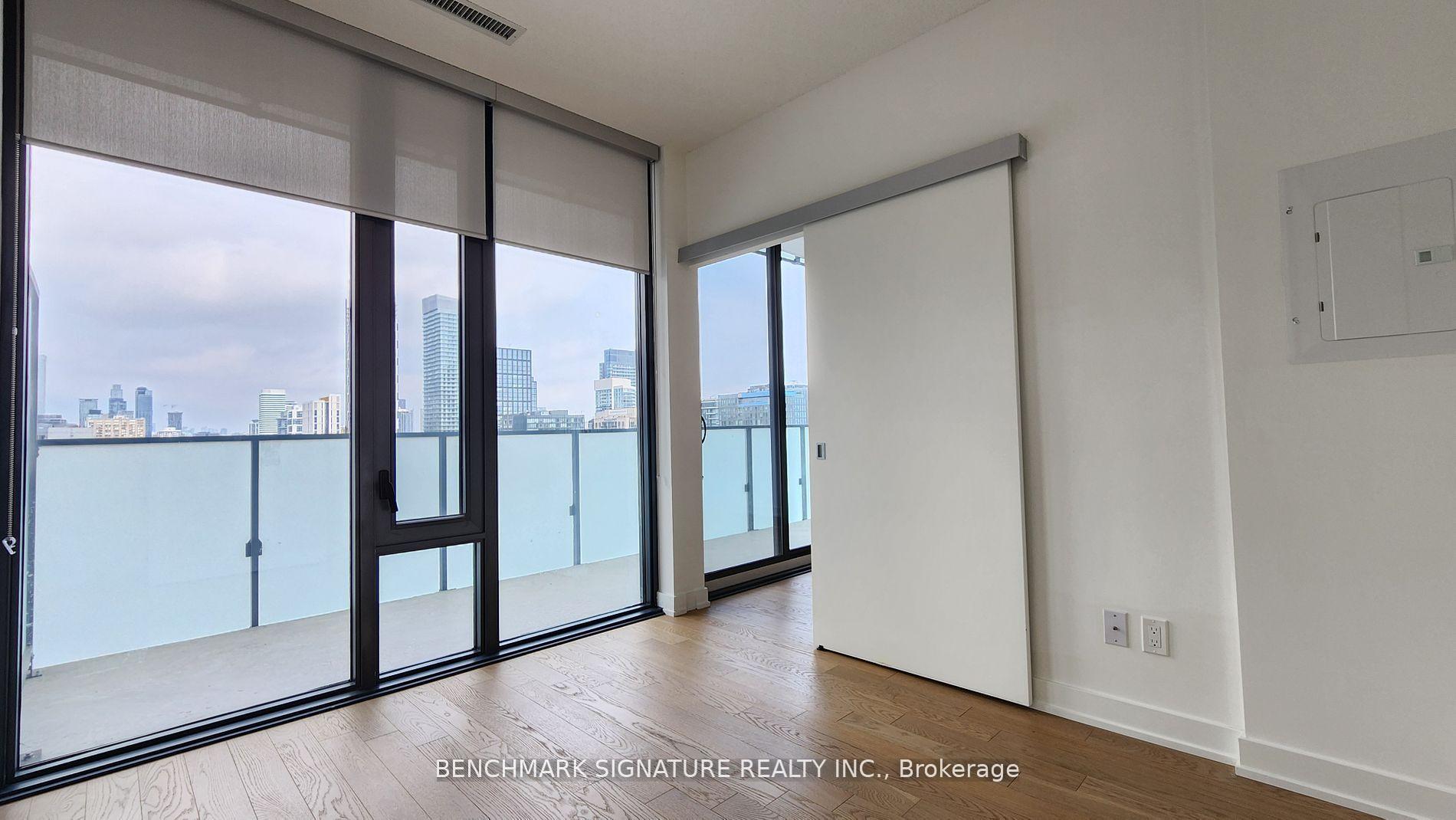 Photo 7 of Unit 2415, 25 Richmond Street E, Toronto, Church-Yonge Corridor — HOMEH