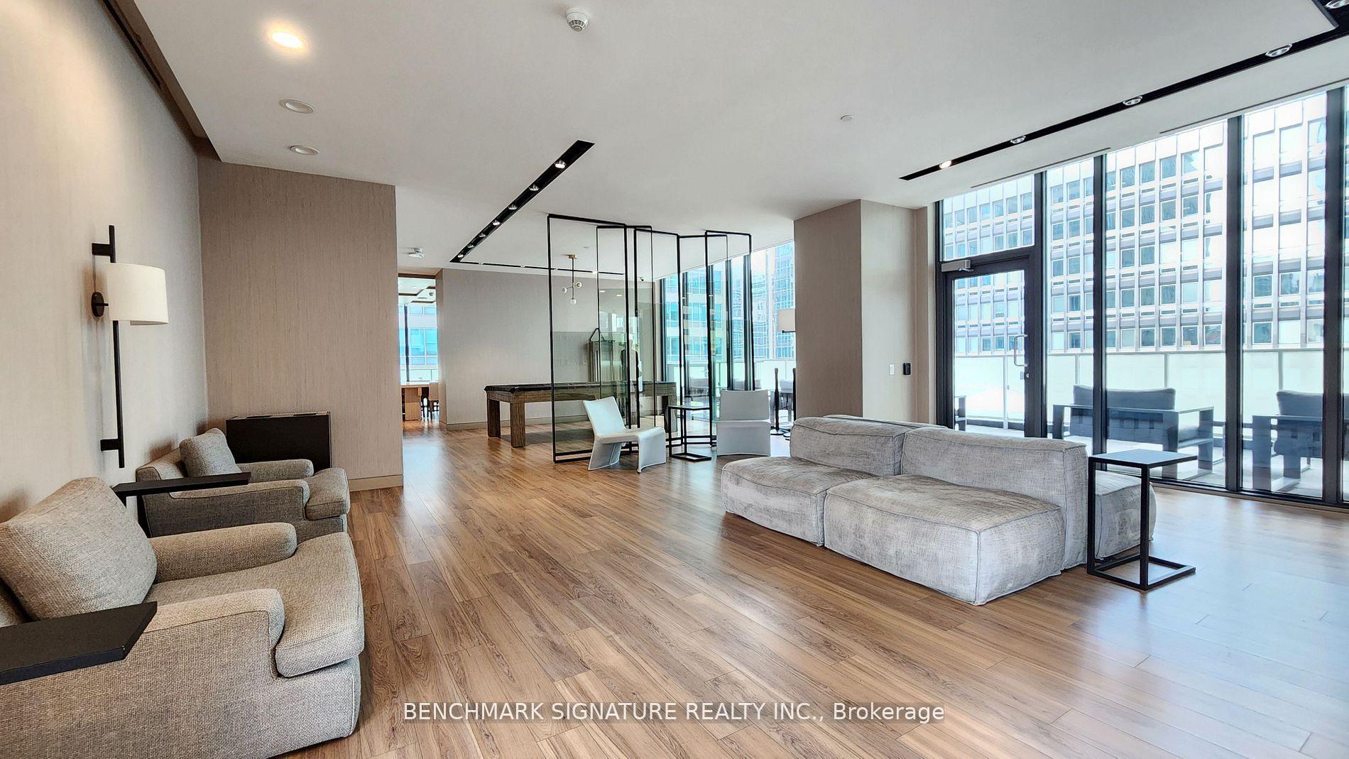 Photo 8 of Unit 2415, 25 Richmond Street E, Toronto, Church-Yonge Corridor — HOMEH