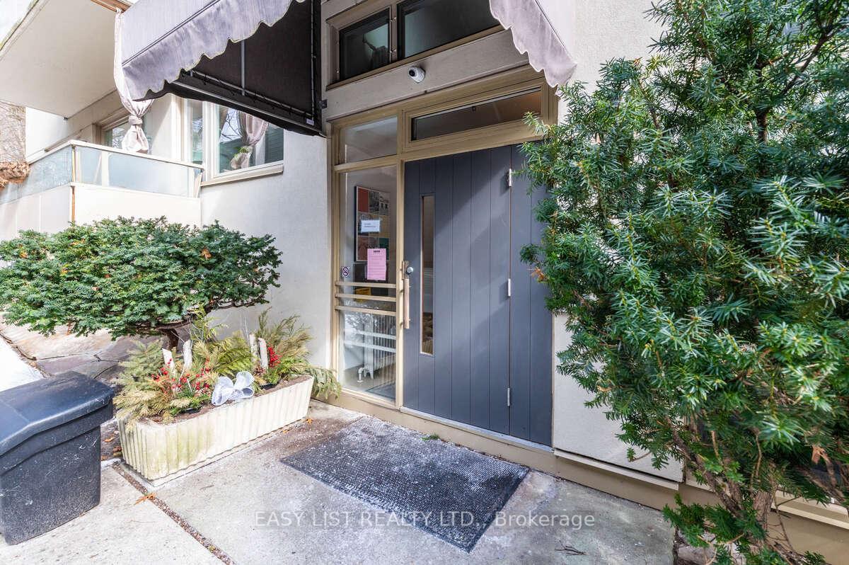 Photo 15 of Unit 15, 2368 Queen Street E, Toronto, The Beaches — HOMEH