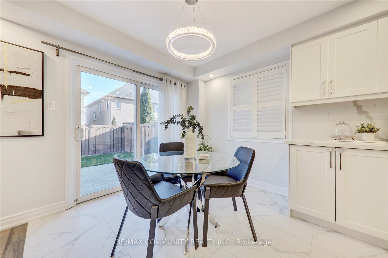 Photo 9 of 45 Barden Crescent, Ajax, Northeast Ajax — HOMEH