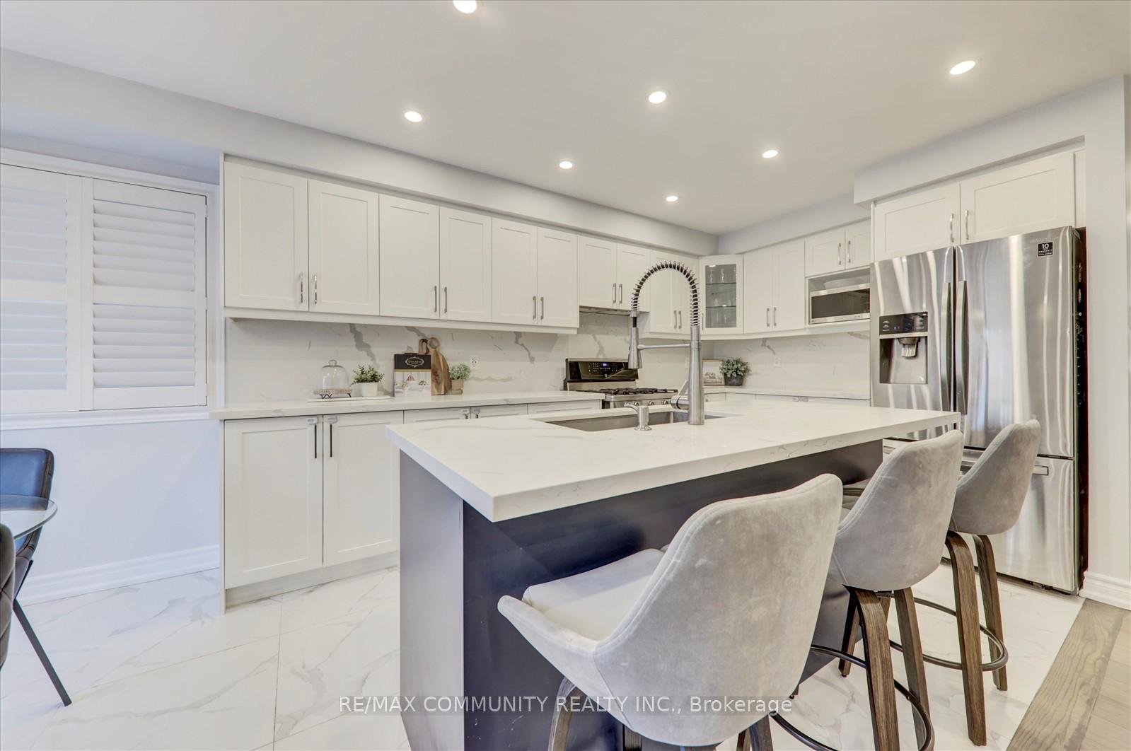 Photo 30 of 45 Barden Crescent, Ajax, Northeast Ajax — HOMEH