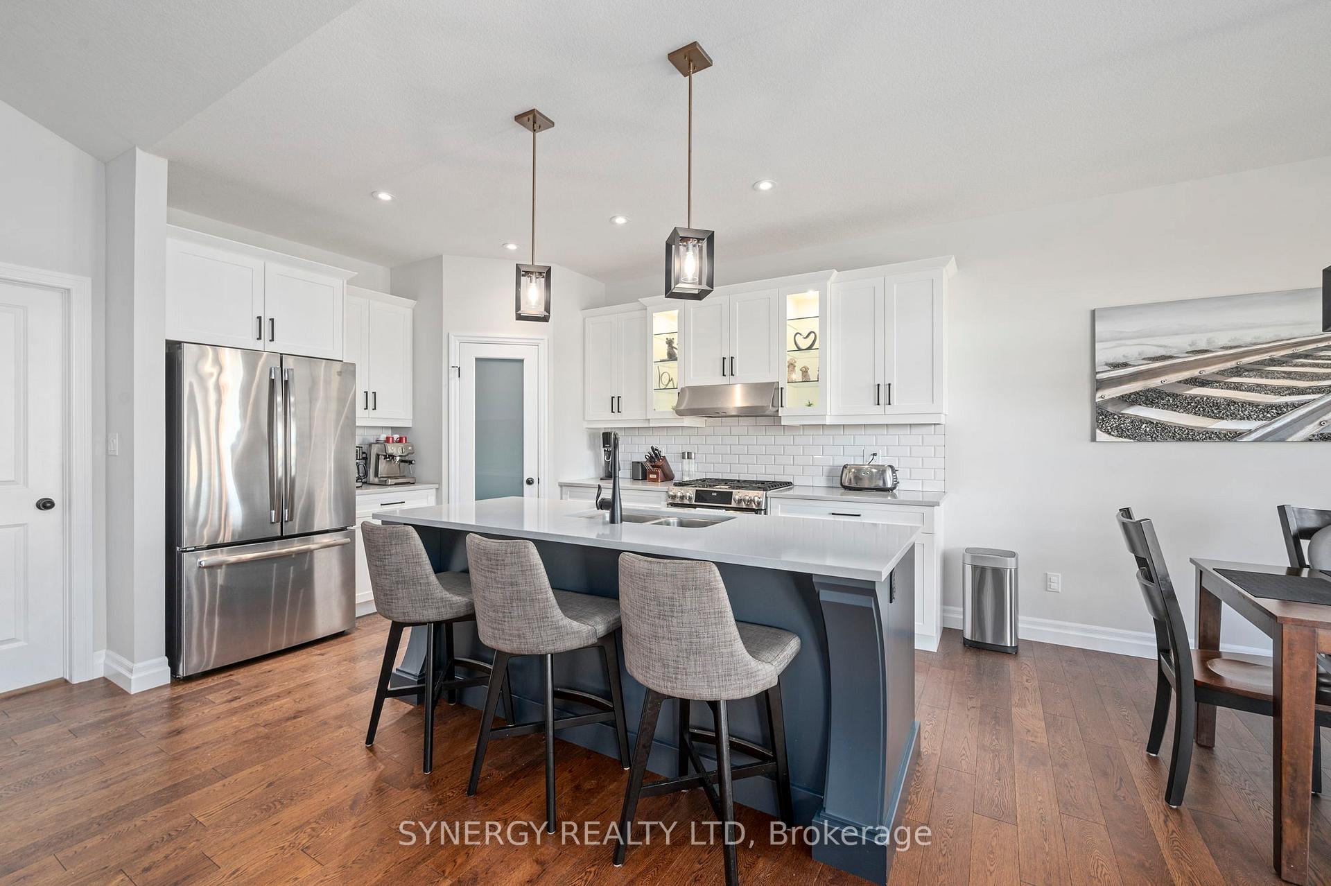 Photo 10 of 206 Leitch Street, Dutton/Dunwich, Dutton — HOMEH