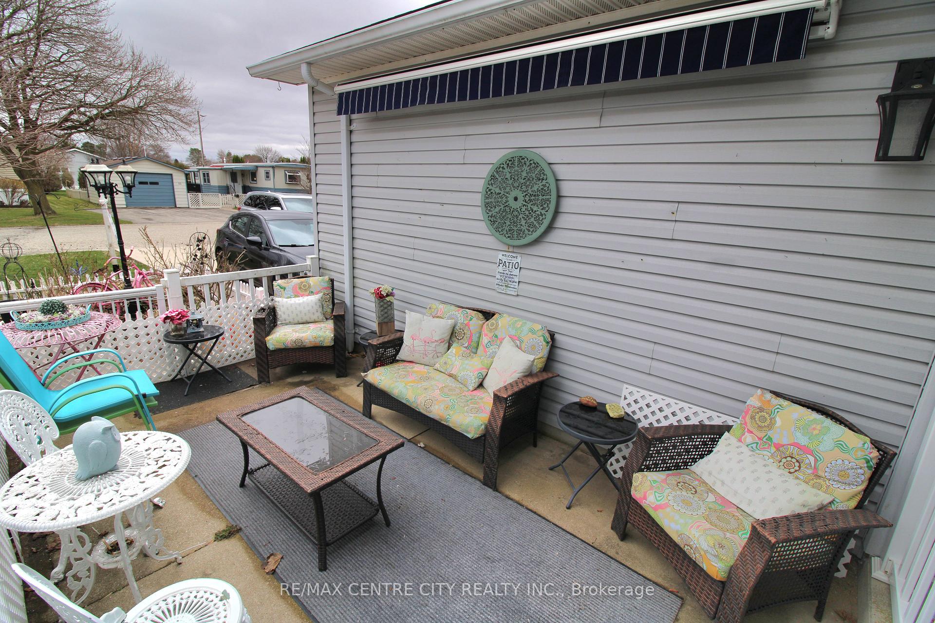 Photo 4 of 11 Stewart Street, Strathroy-Caradoc, SE — HOMEH