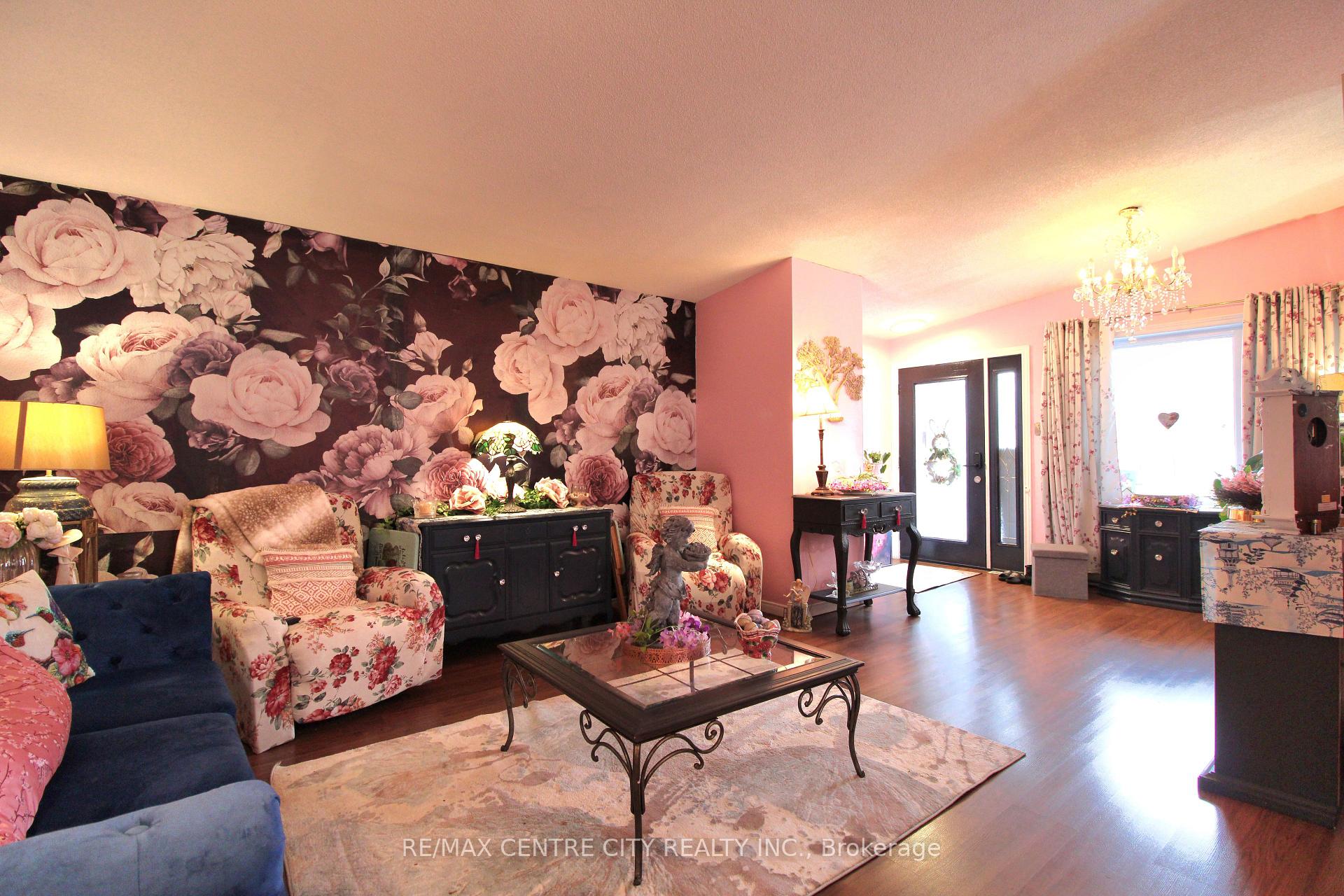 Photo 9 of 11 Stewart Street, Strathroy-Caradoc, SE — HOMEH