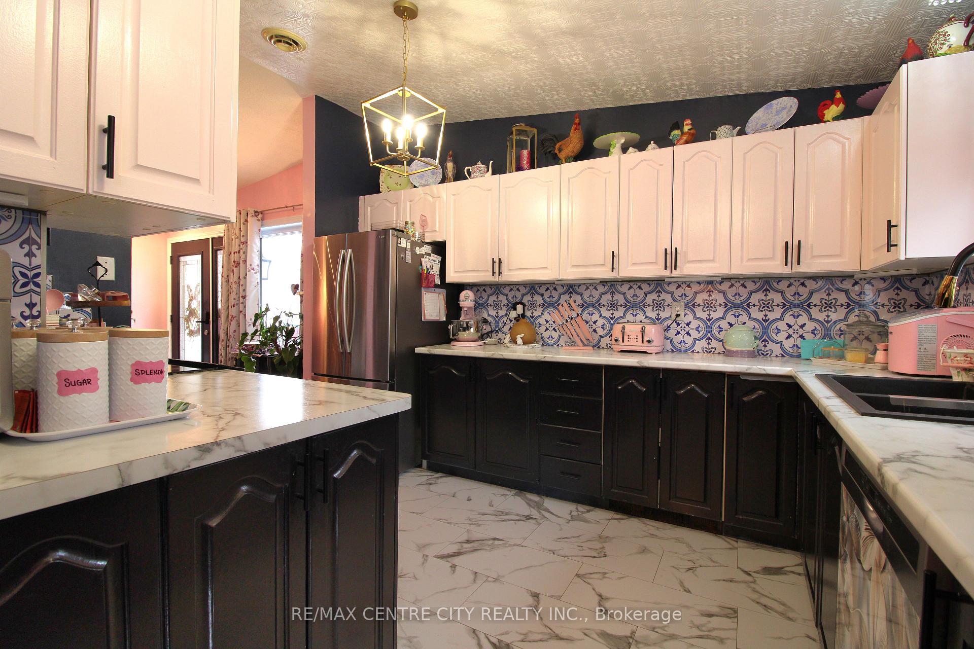 Photo 12 of 11 Stewart Street, Strathroy-Caradoc, SE — HOMEH