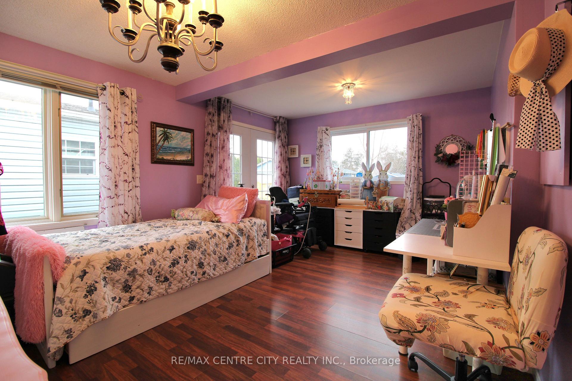 Photo 18 of 11 Stewart Street, Strathroy-Caradoc, SE — HOMEH