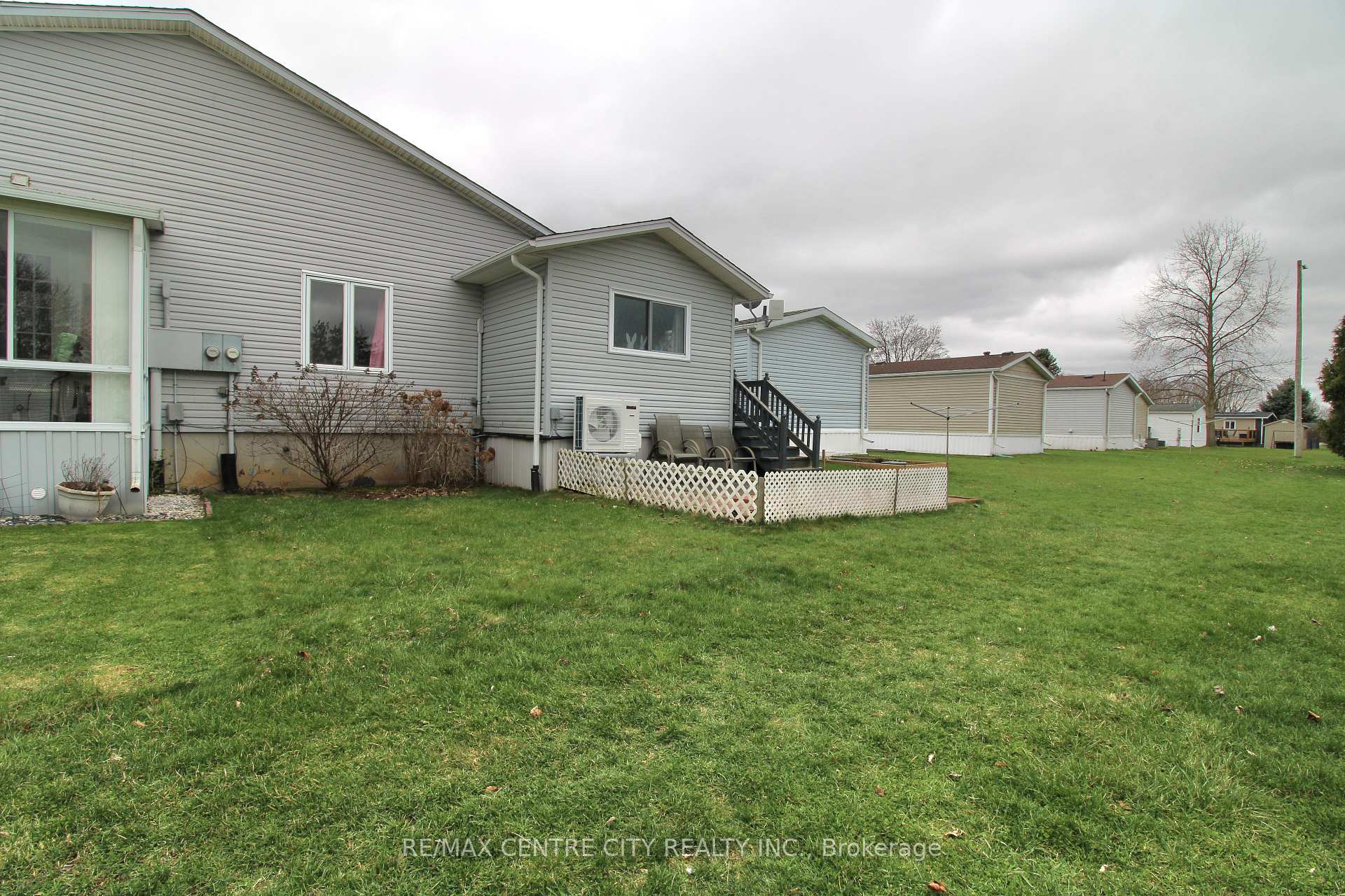 Photo 26 of 11 Stewart Street, Strathroy-Caradoc, SE — HOMEH