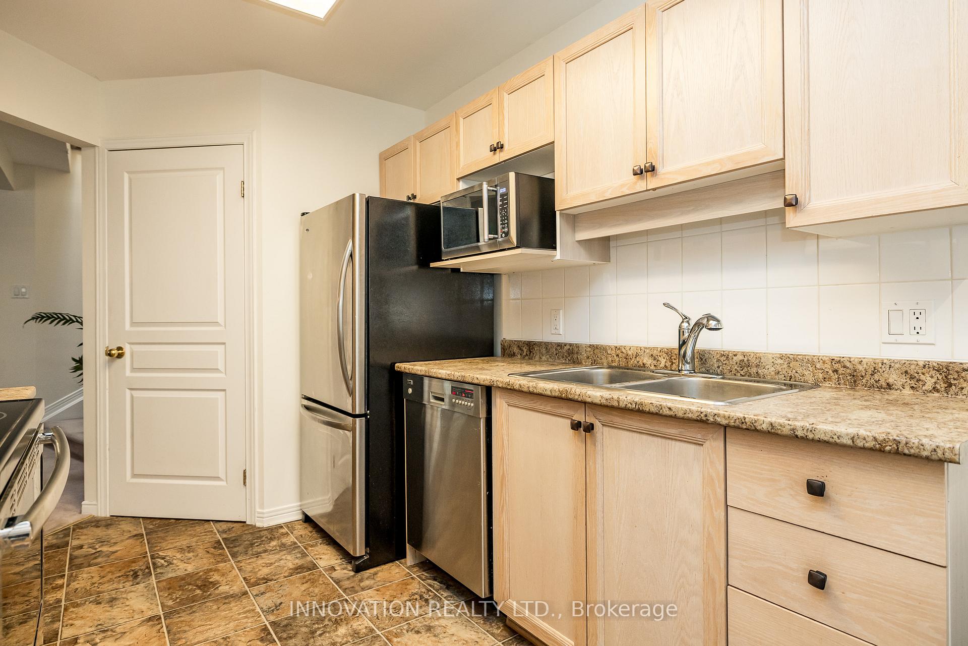 Photo 13 of 4308 Wildmint Square, Ottawa, Riverside South/Gloucester Glen — HOMEH