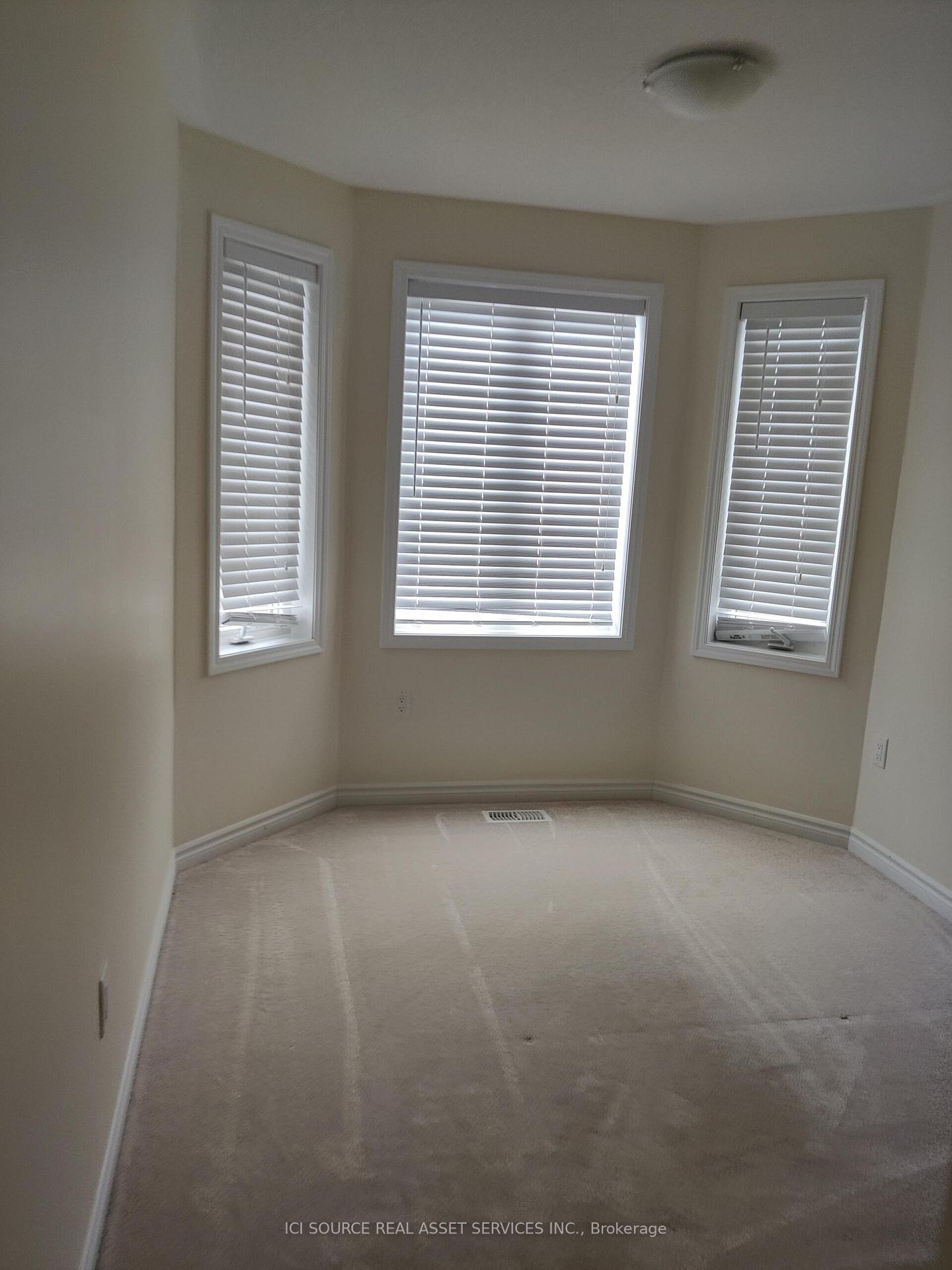Photo 8 of Unit Main, 2nd Floor, 57 Phyllis Drive, Caledon, Rural Caledon — HOMEH