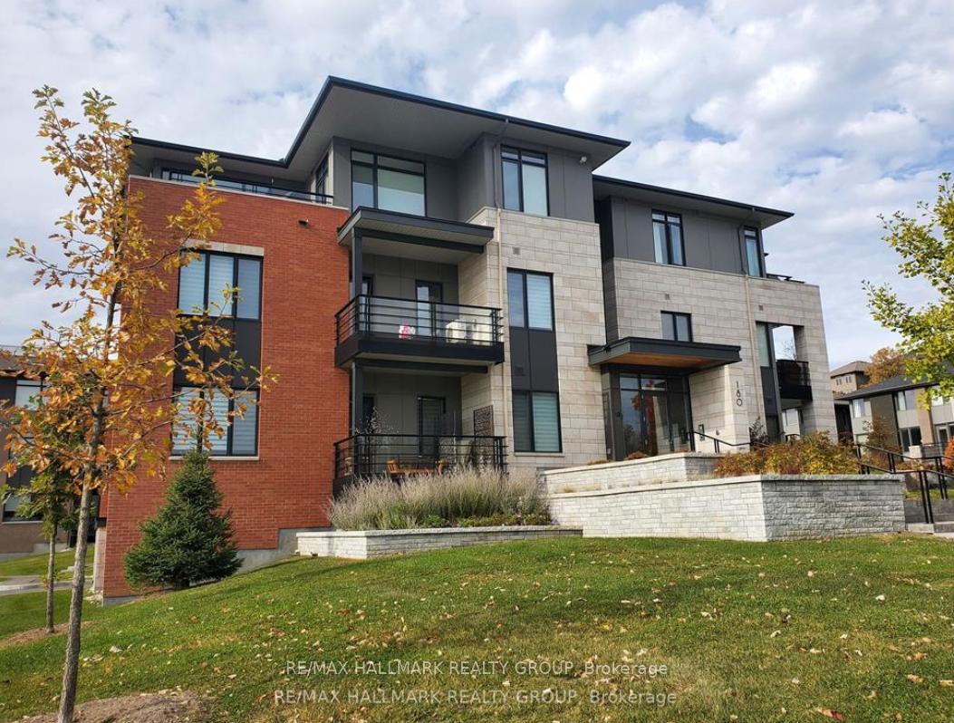 Front of Unit 304, 180 Boundstone Way