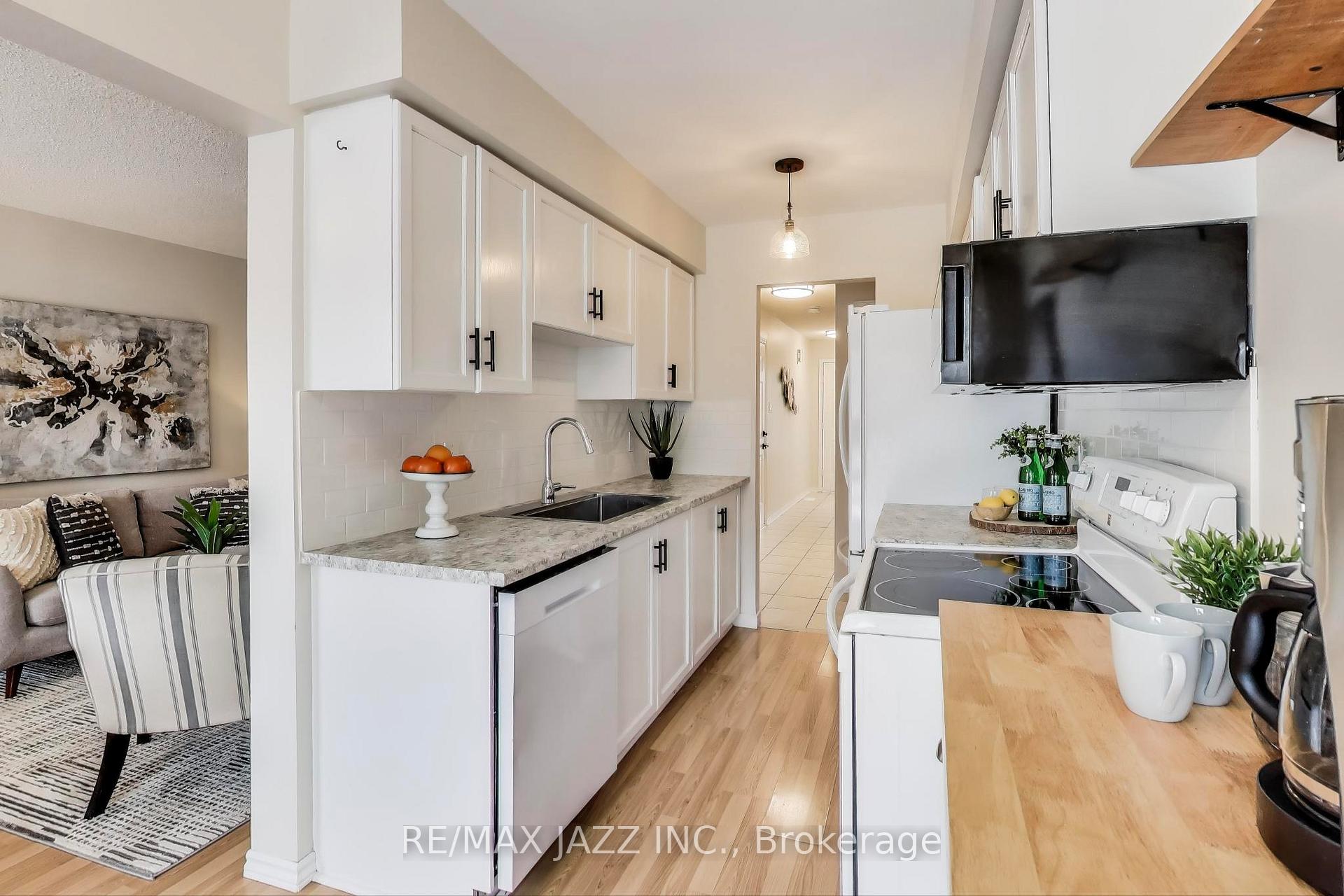 Photo 8 of Unit 22, 811 Wilson Road N, Oshawa, Pinecrest — HOMEH