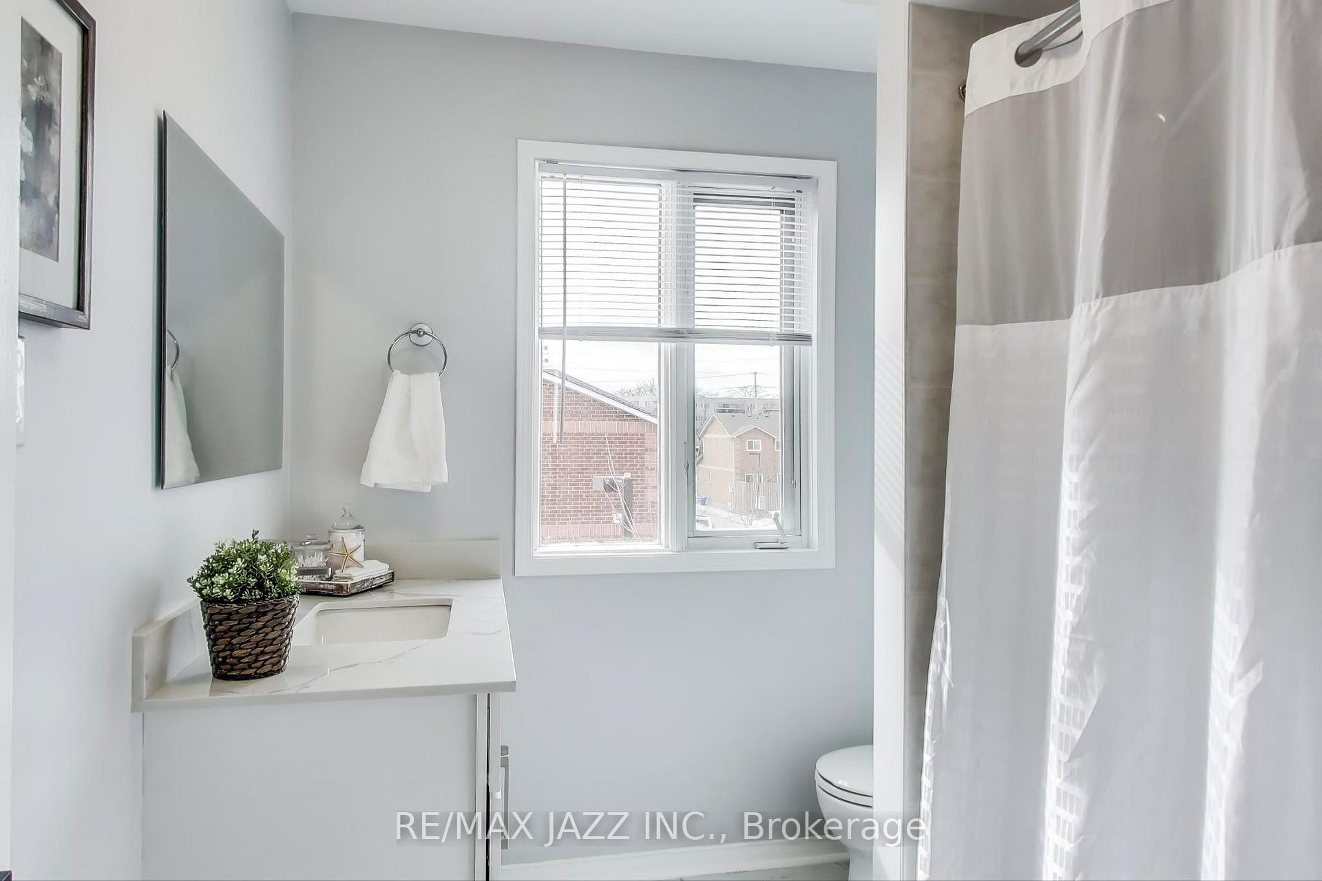 Photo 18 of Unit 22, 811 Wilson Road N, Oshawa, Pinecrest — HOMEH
