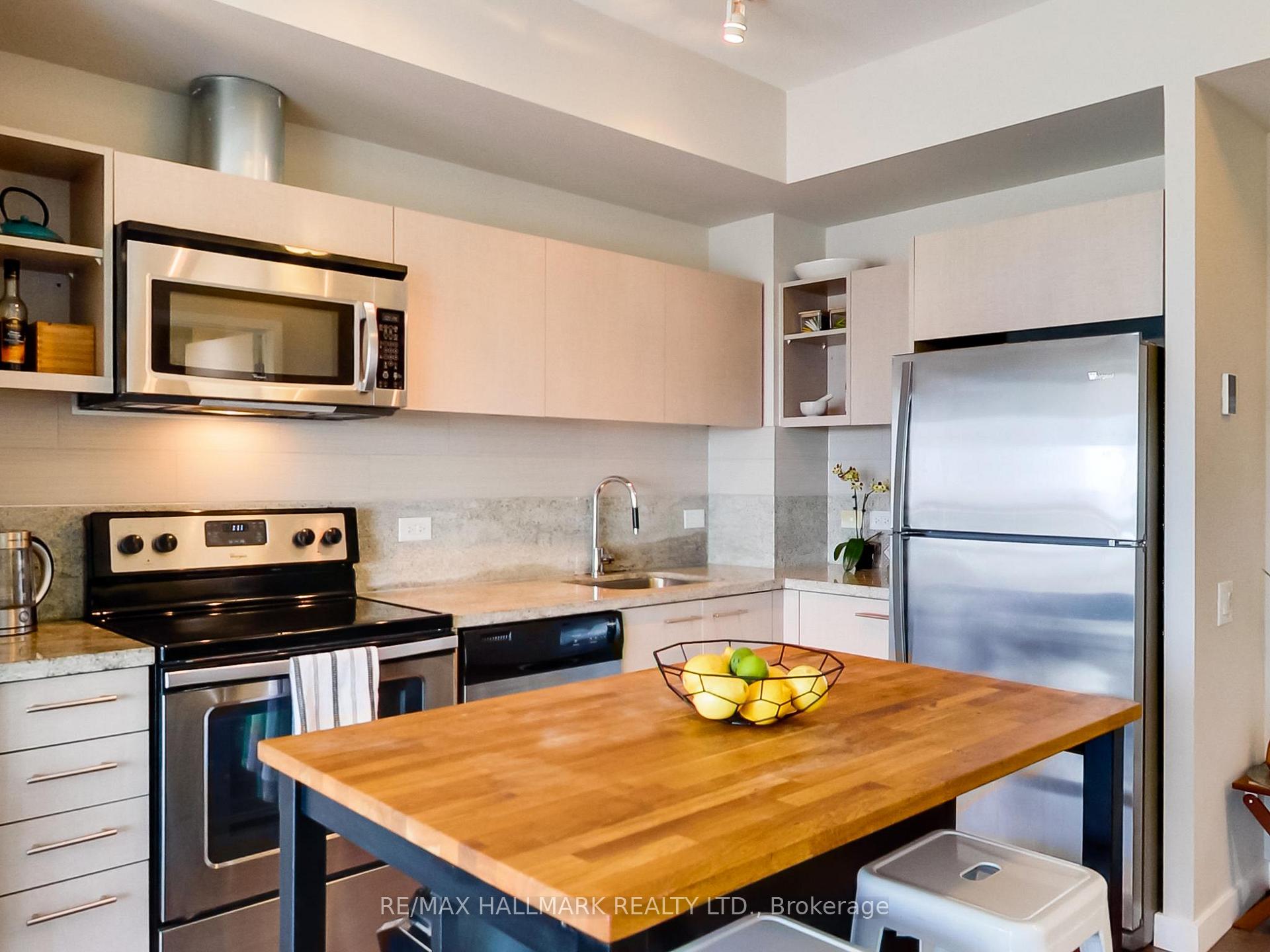 Photo 10 of Unit 1307, 70 Distillery Lane, Toronto, Waterfront Communities — HOMEH
