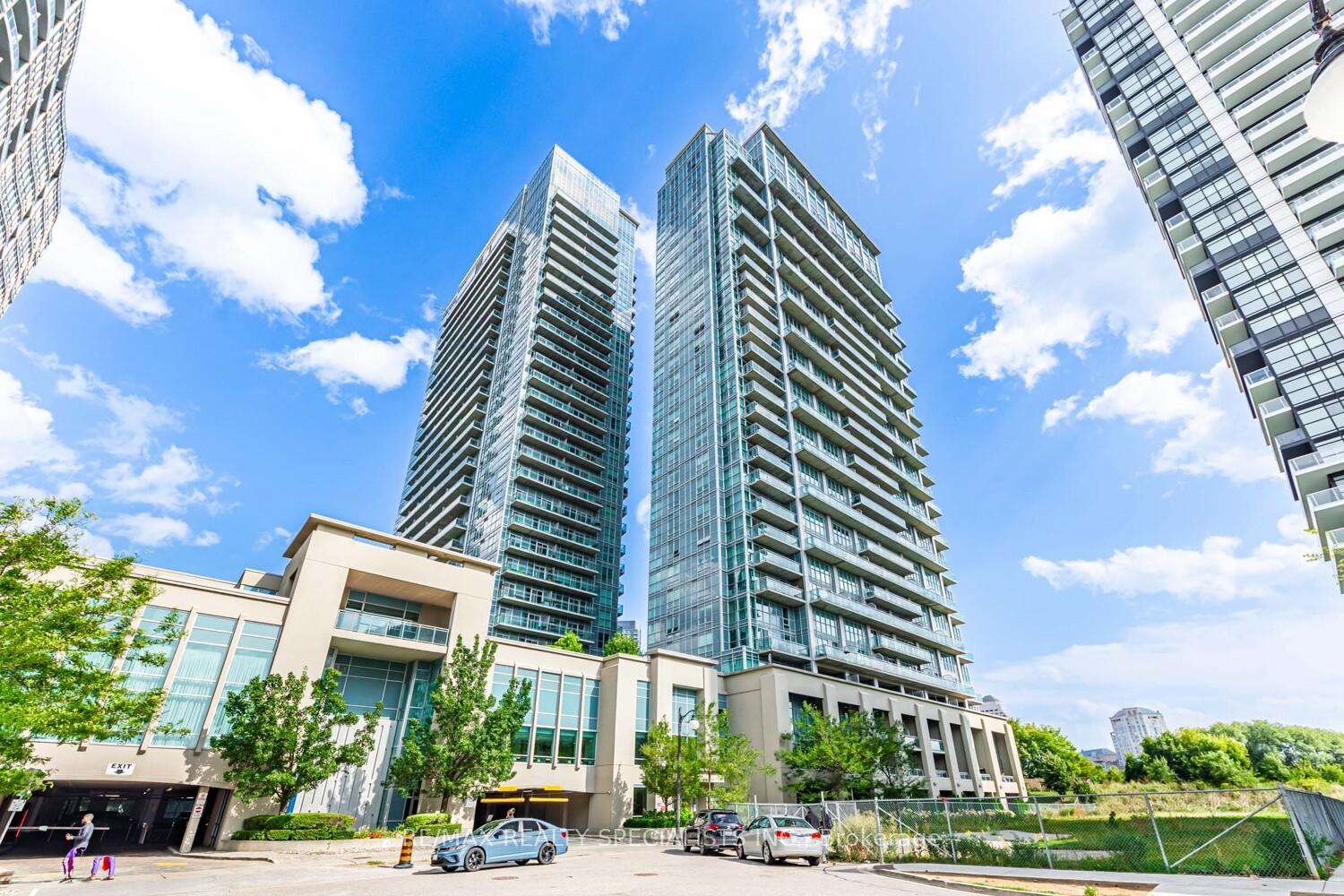 Front of Unit 1714, 155 Legion Road N