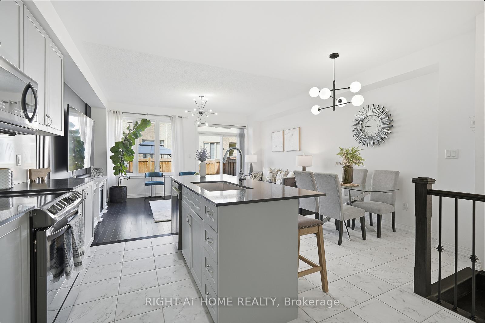 Photo 20 of 16 Angelfish Road, Brampton, Northwest Brampton — HOMEH