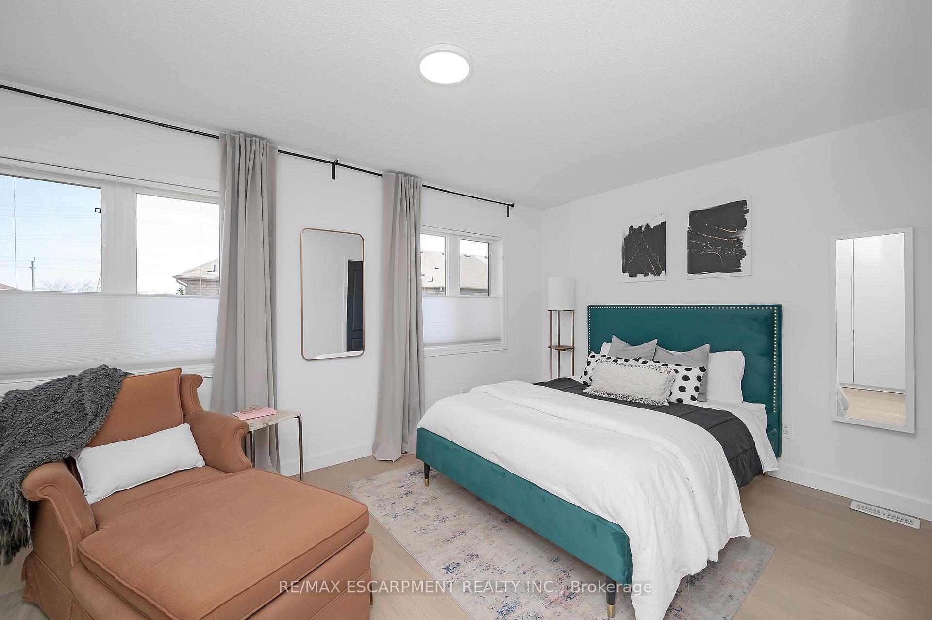 Photo 43 of Unit 64, 470 Beach Boulevard, Hamilton, Hamilton Beach — HOMEH