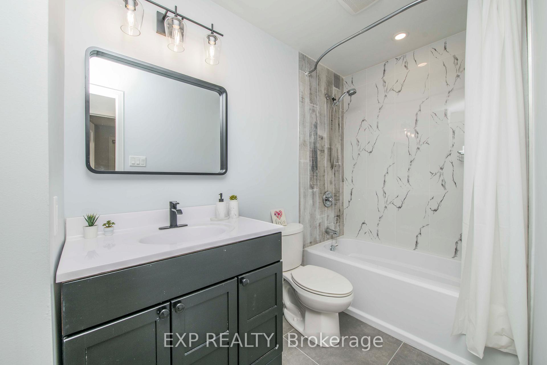 Photo 10 of 15 Kadeer Way, Ottawa, Barrhaven - Knollsbrook — HOMEH