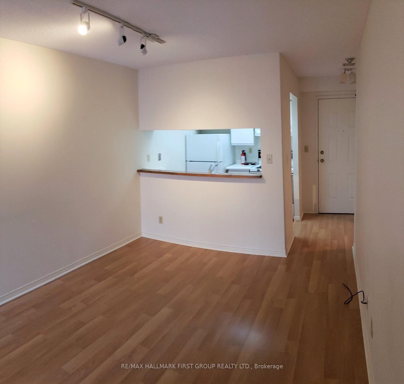 Photo 2 of Unit 407, 222 The Esplanade, Toronto, Waterfront Communities — HOMEH