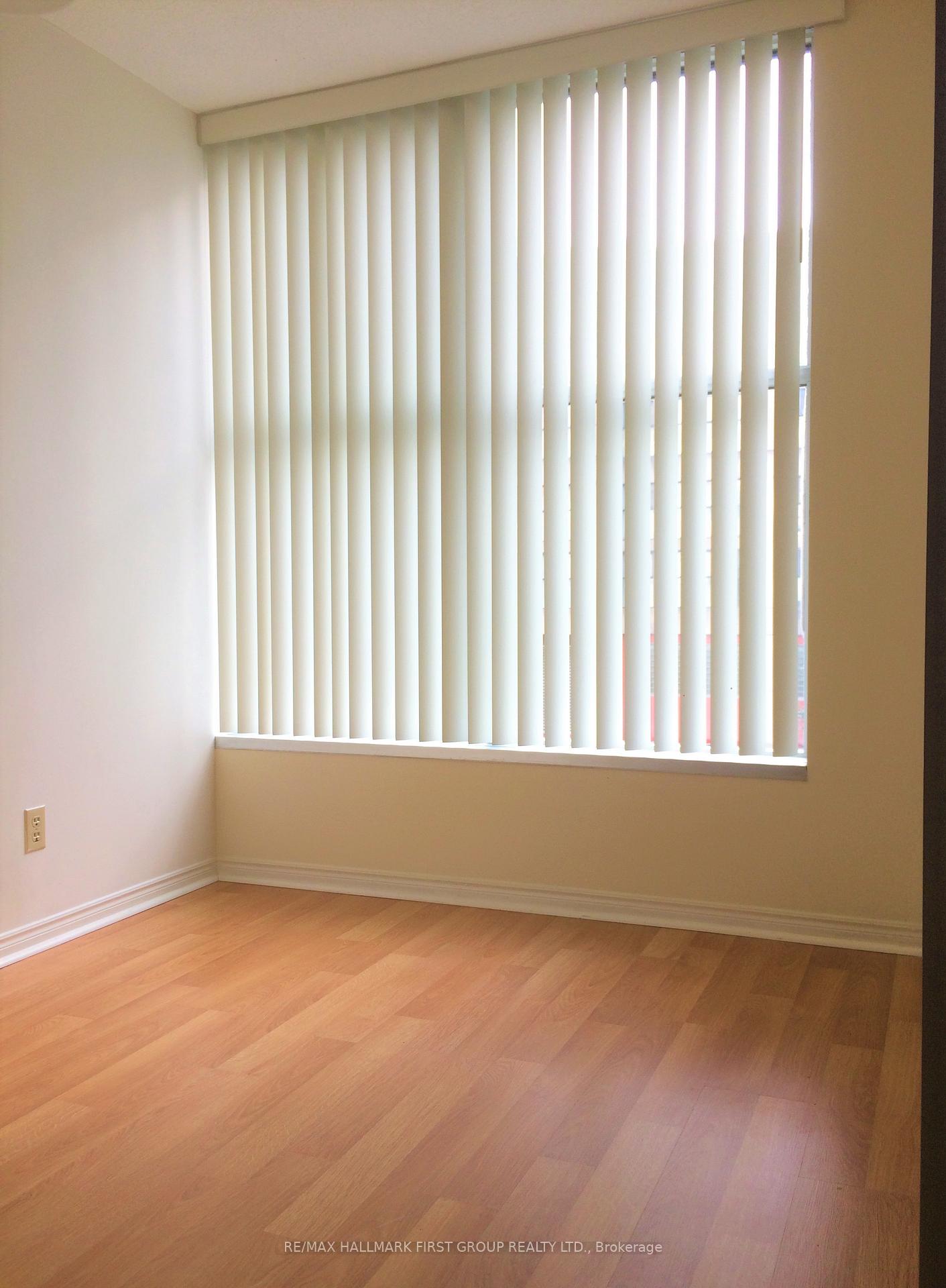 Photo 5 of Unit 407, 222 The Esplanade, Toronto, Waterfront Communities — HOMEH