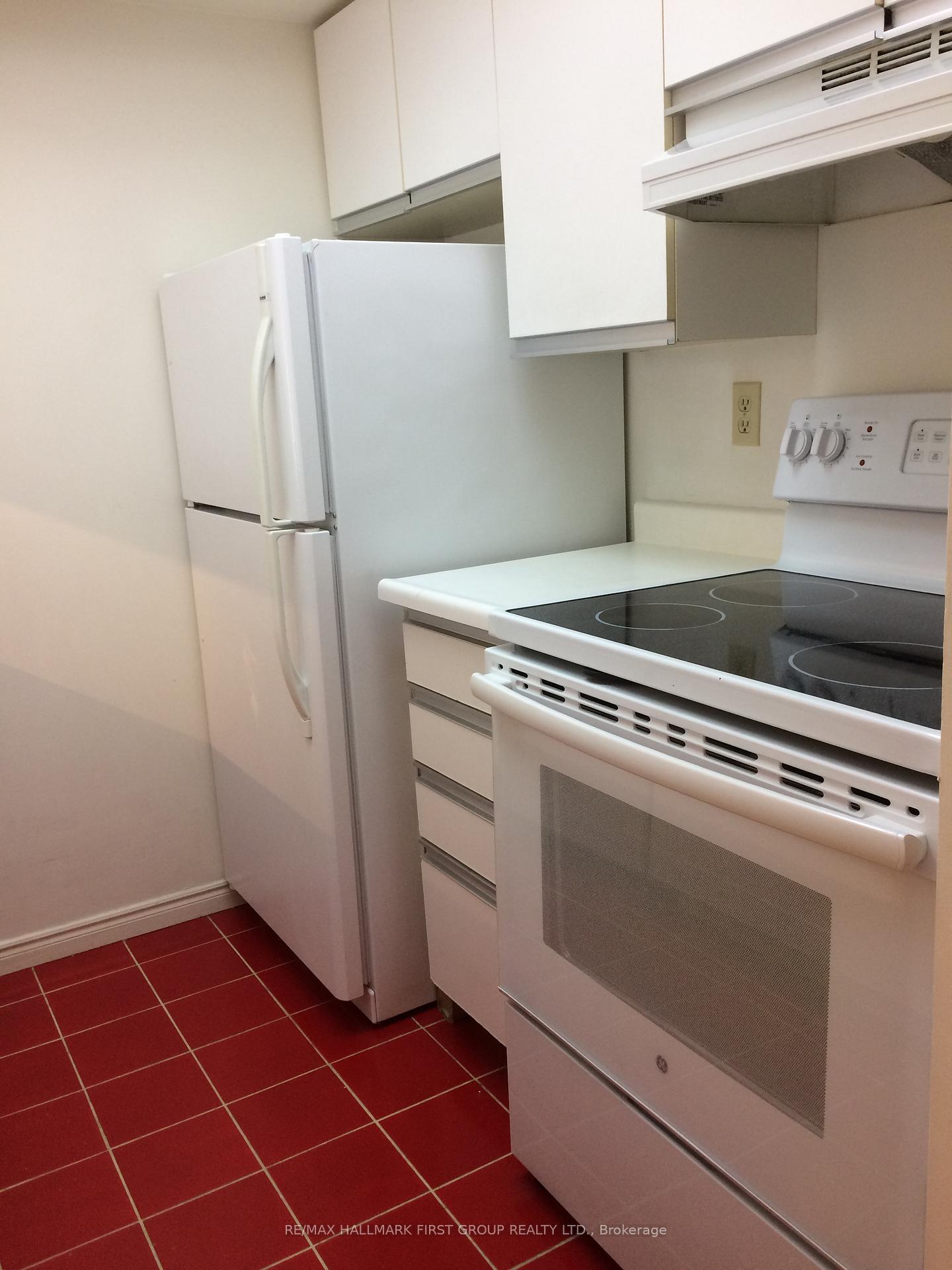 Photo 6 of Unit 407, 222 The Esplanade, Toronto, Waterfront Communities — HOMEH