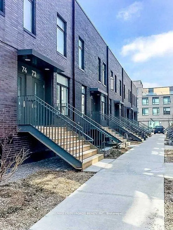 Photo 3 of Unit 73-1, 1760 Simcoe Street, Oshawa, Samac — HOMEH