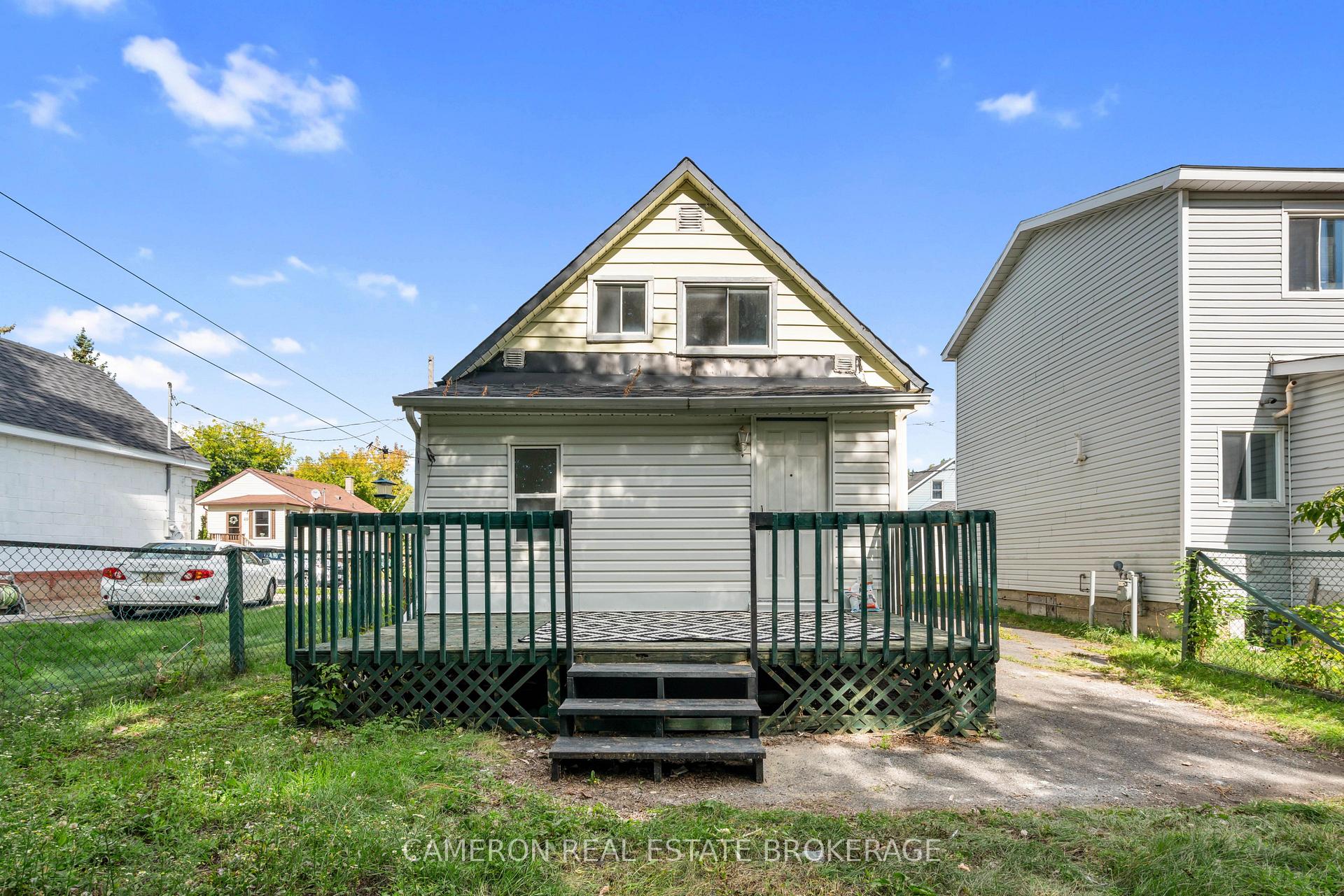 Photo 3 of 37 Cartier Avenue, Cornwall — HOMEH